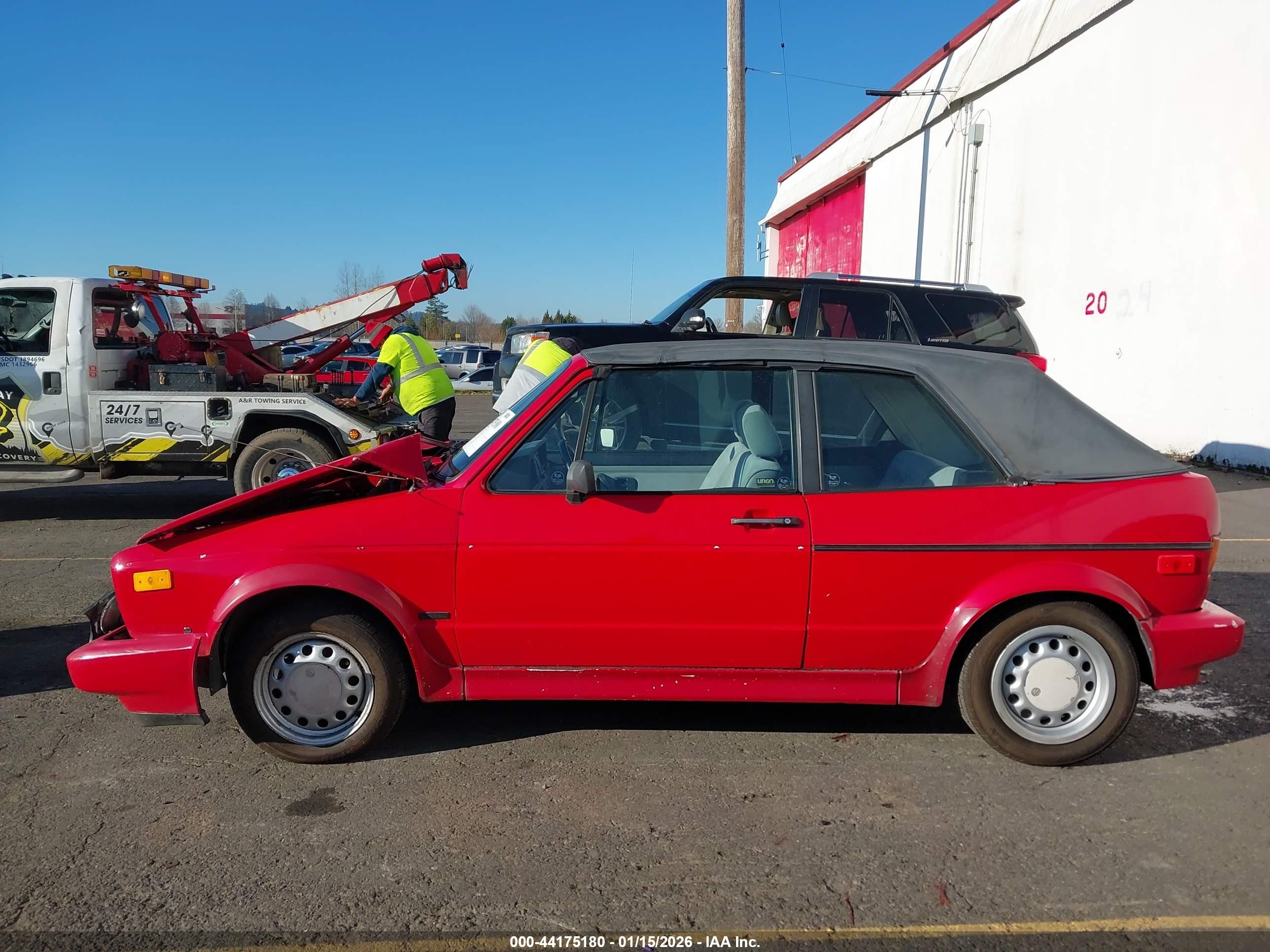 1990 Volkswagen Cabriolet   Red vin: WVWCB5151LK004601