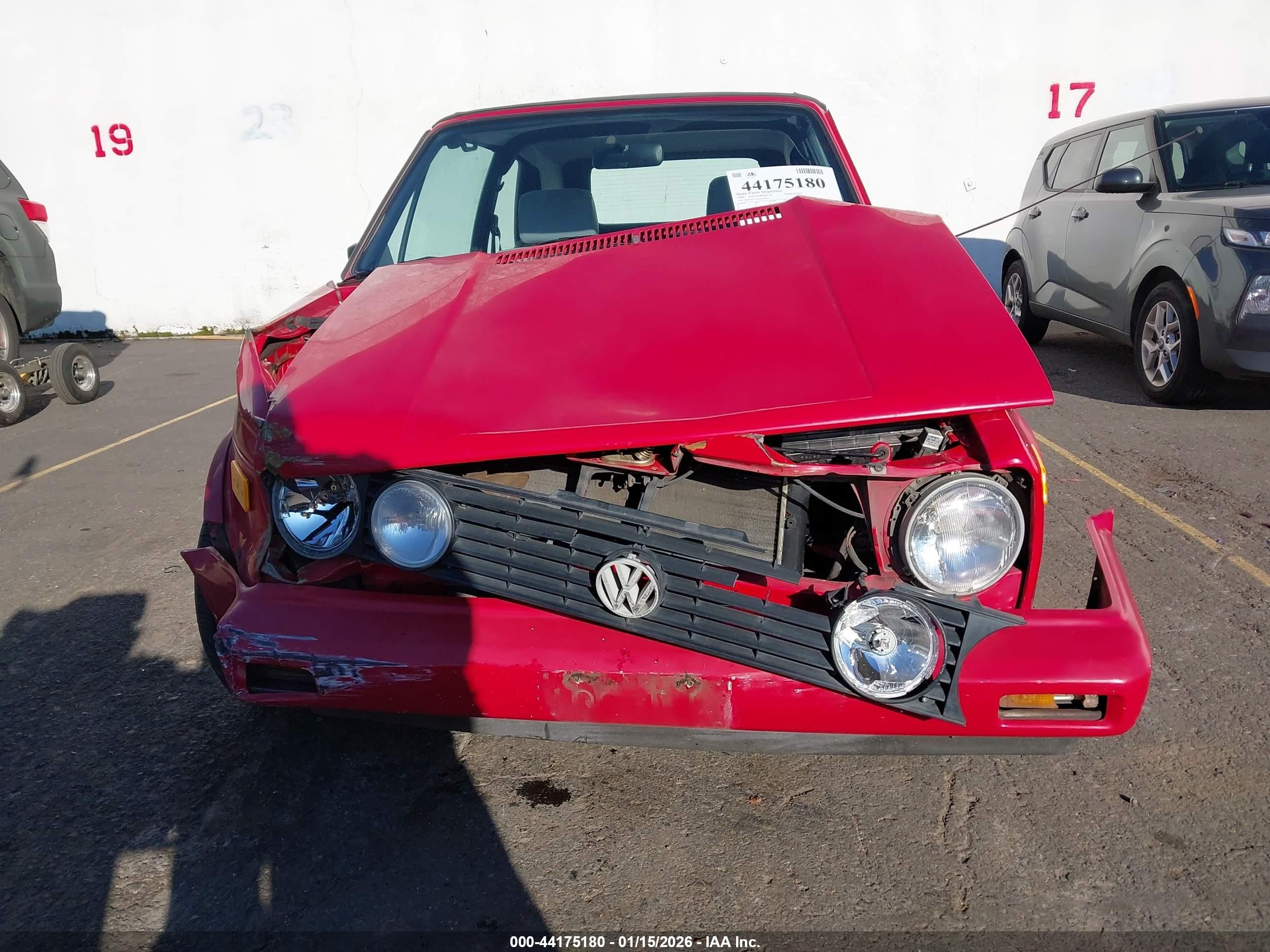 1990 Volkswagen Cabriolet   Red vin: WVWCB5151LK004601
