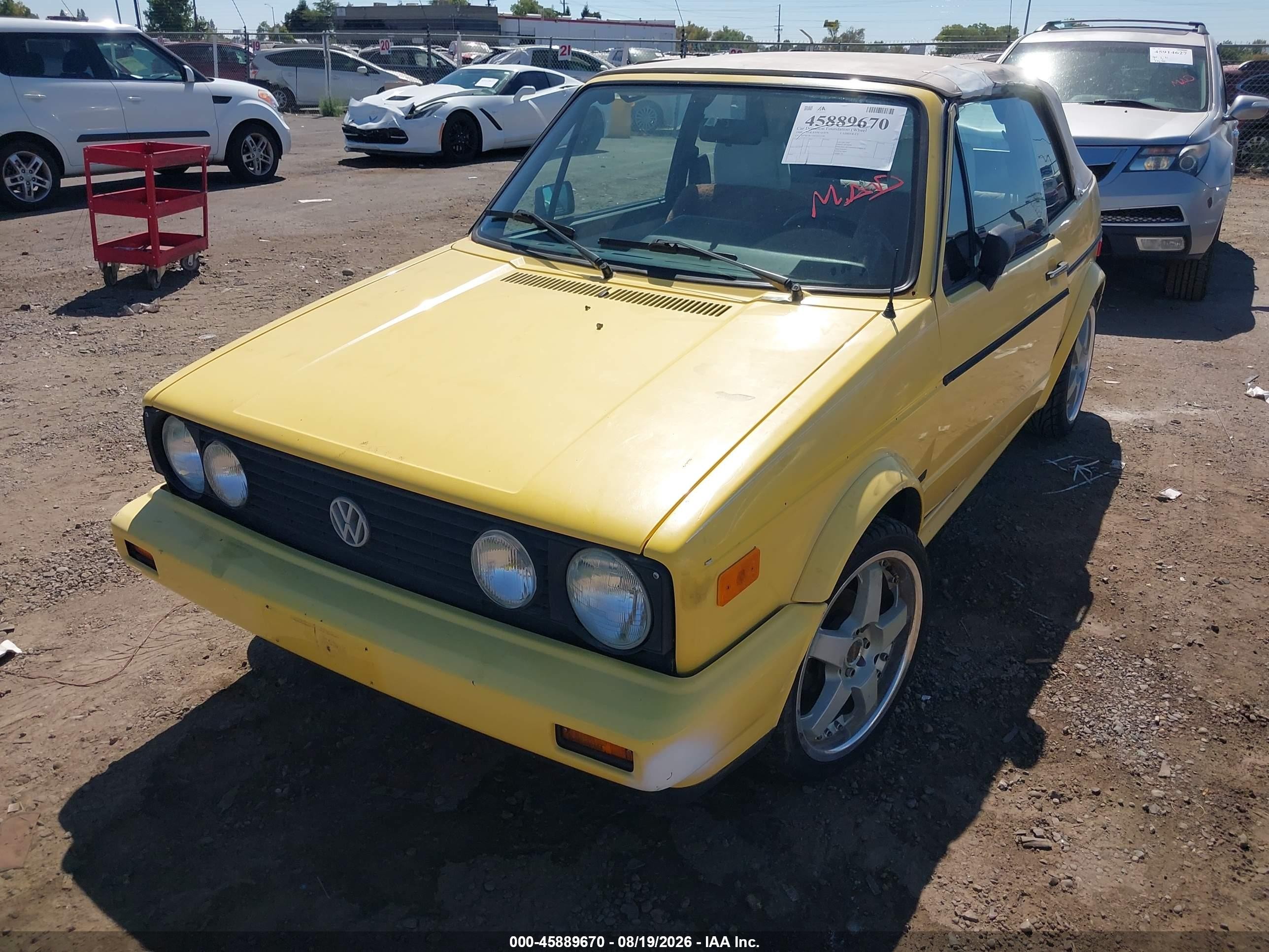 1990 Volkswagen Cabriolet Yellow vin: WVWCB5156LK015240
