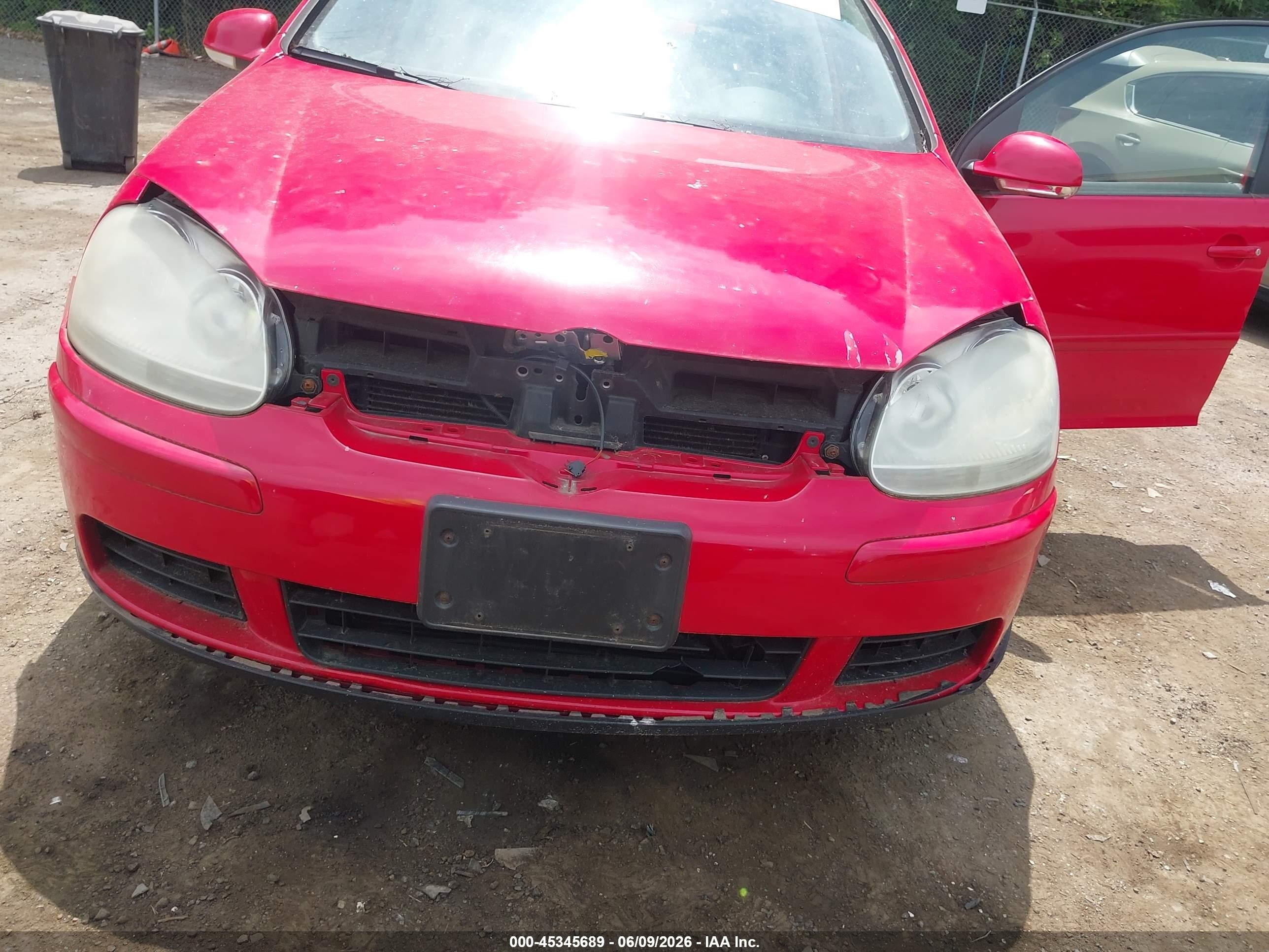 2008 Volkswagen Rabbit S Красный vin: WVWCB71K98W278548