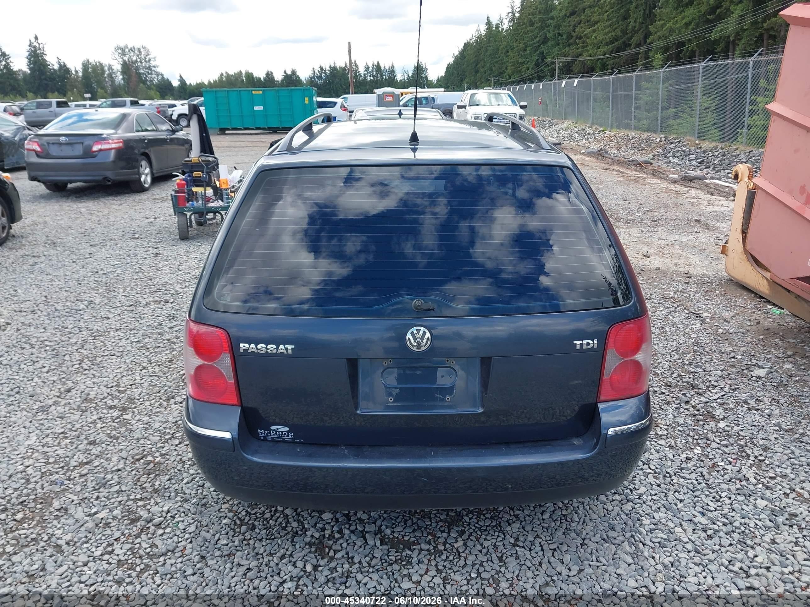 2005 Volkswagen Passat Gls Tdi Blue vin: WVWCE63B25E099638