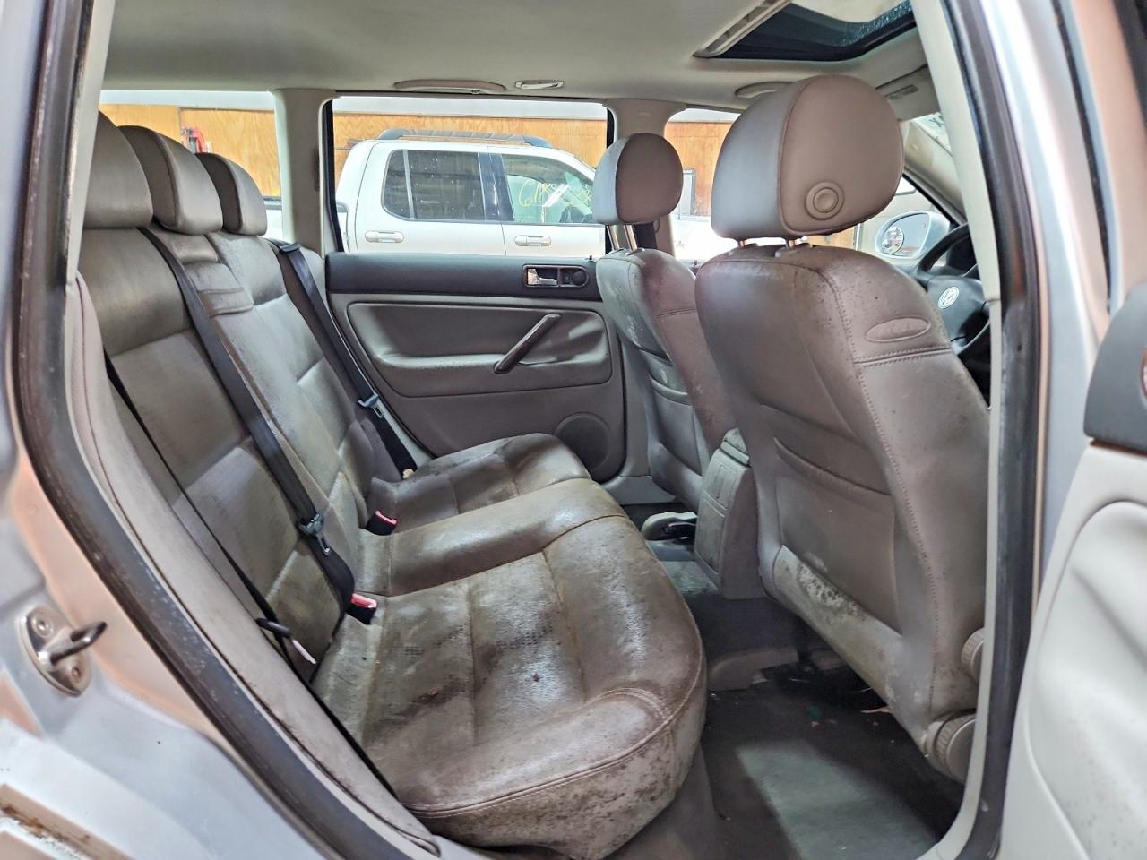 2005 Volkswagen Passat Gls Tdi Серебряный vin: WVWCE63B45E131599