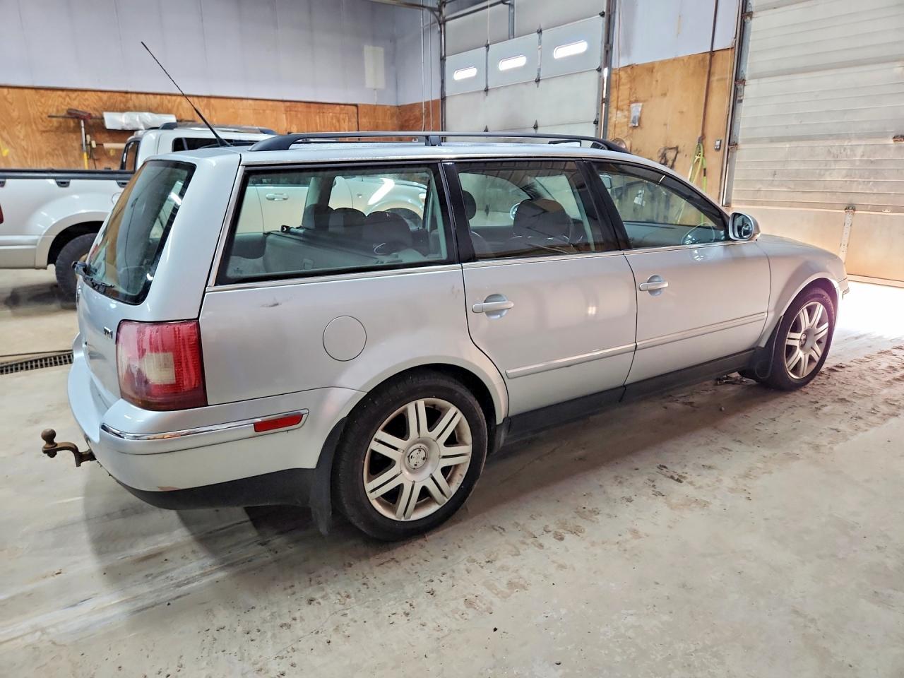 2005 Volkswagen Passat Gls Tdi Серебряный vin: WVWCE63B45E131599