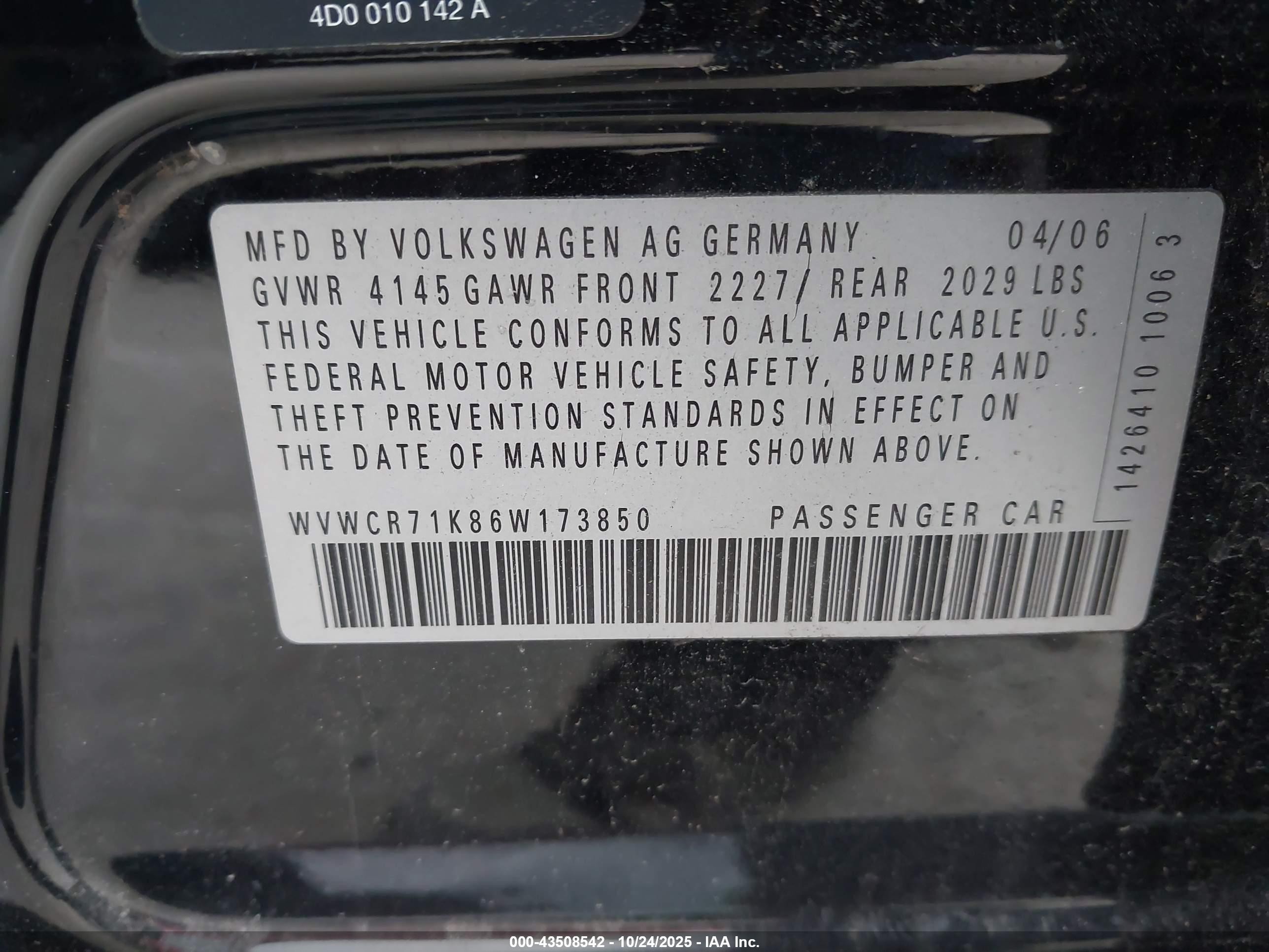 2006 Volkswagen Rabbit 4-door Черный vin: WVWCR71K86W173850