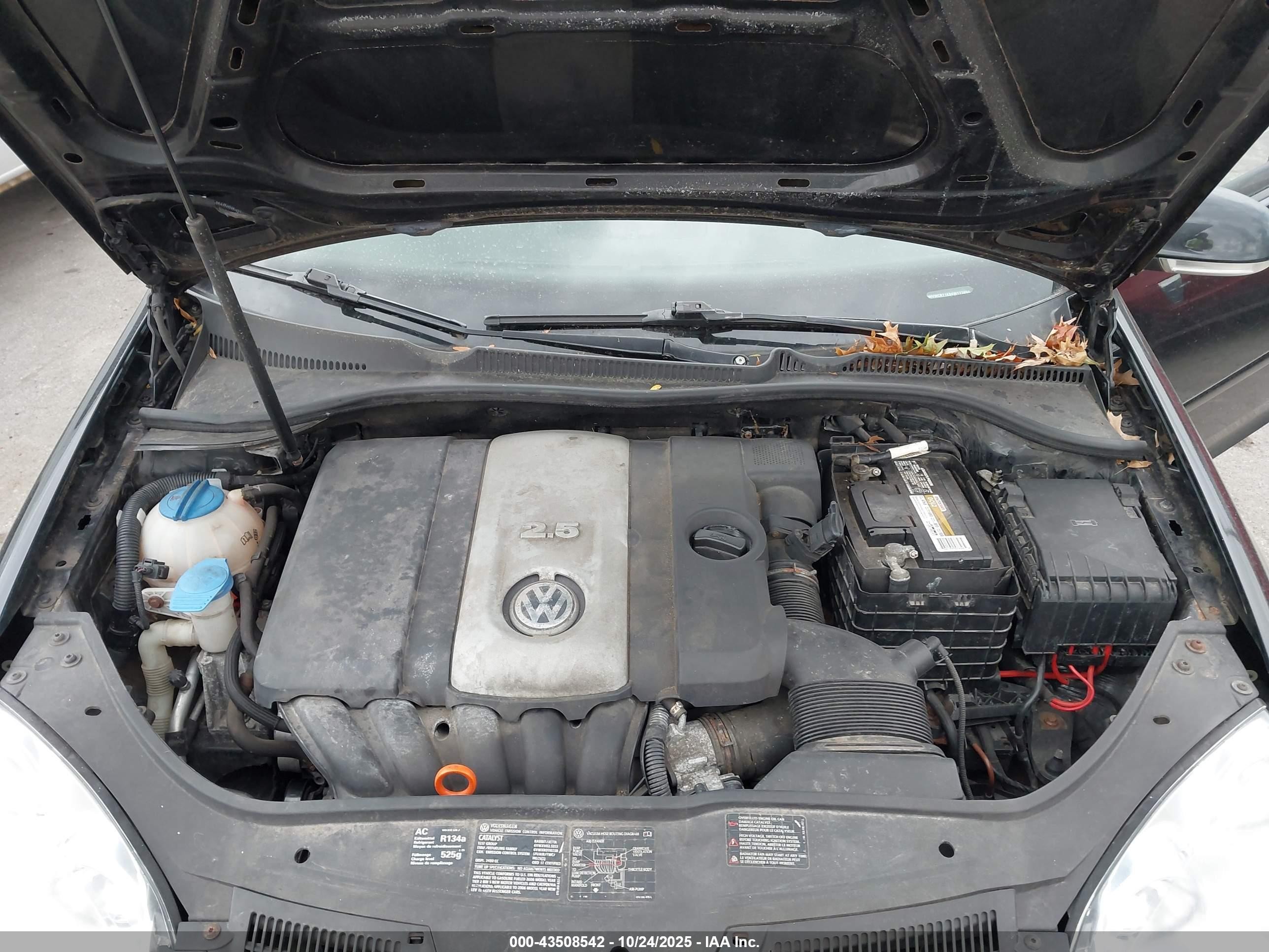 2006 Volkswagen Rabbit 4-door Черный vin: WVWCR71K86W173850