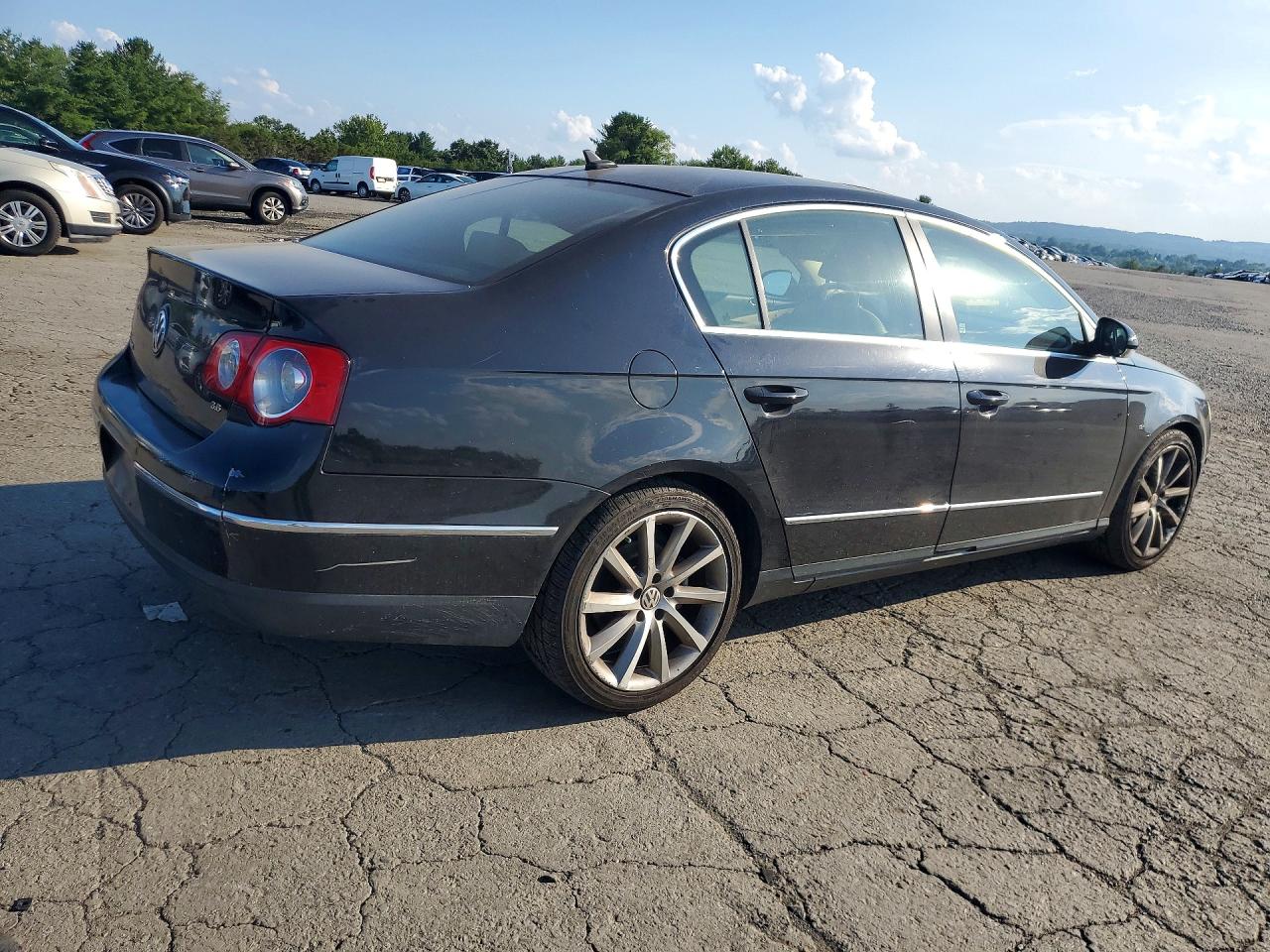 2008 Volkswagen Passat Vr6 Black vin: WVWCU73C68P037699
