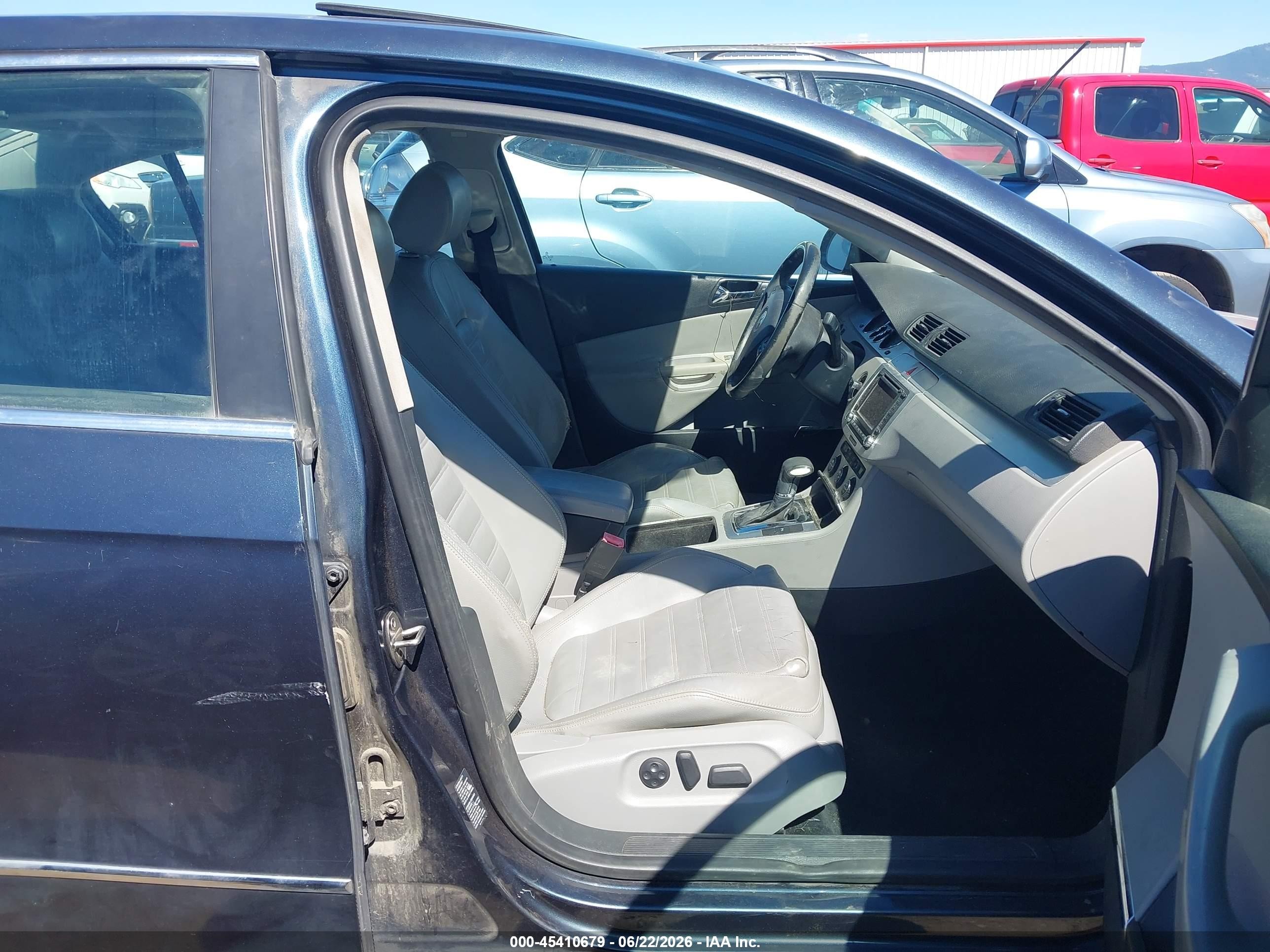 2006 Volkswagen Passat 3.6 Gray vin: WVWCU73C86P084648