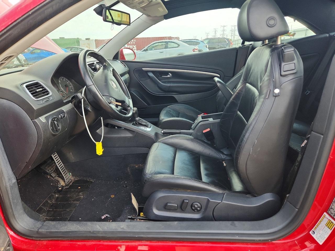 2007 Volkswagen Eos 2.0t Sport Red vin: WVWDA71F17V003769