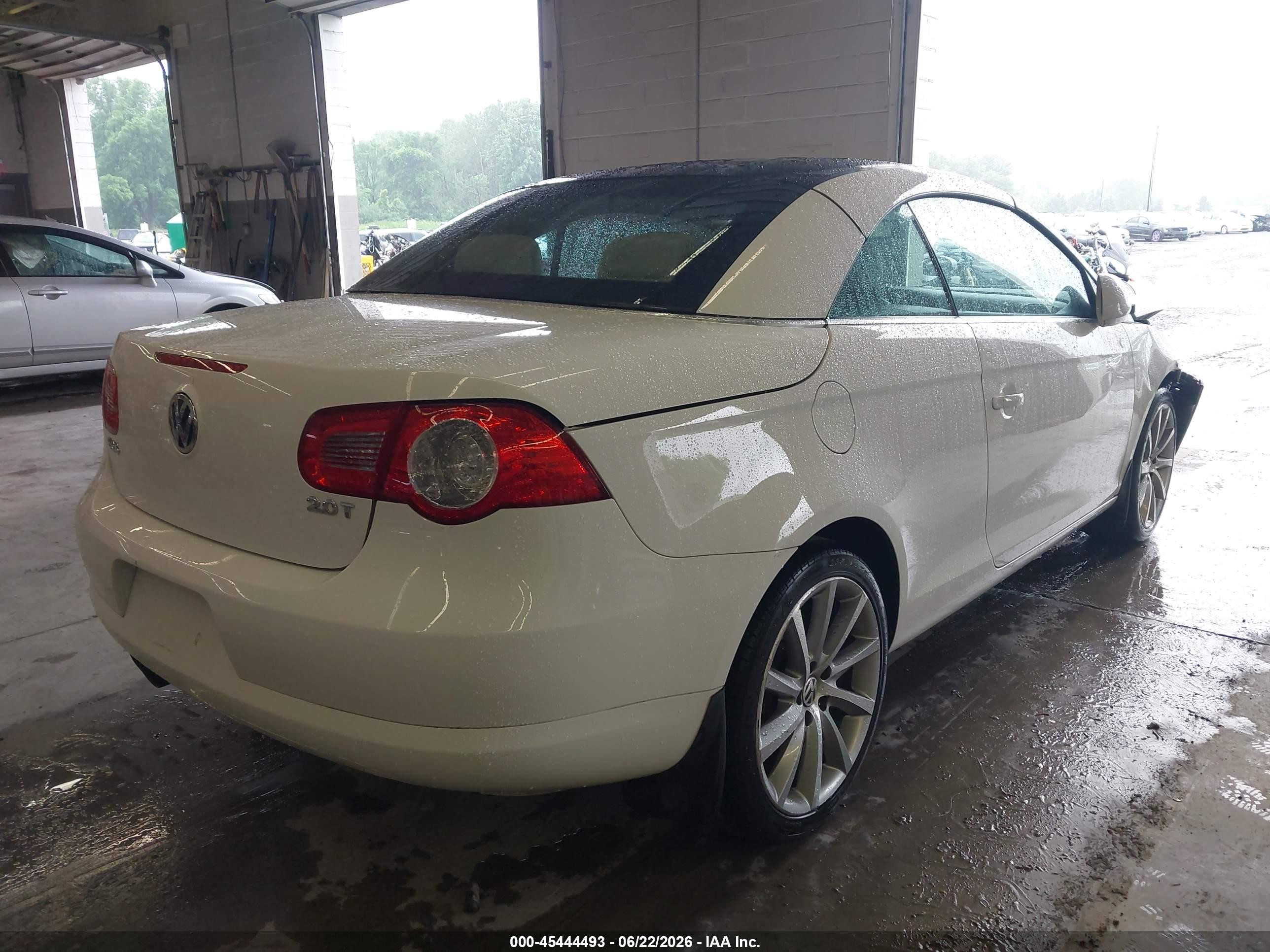 2007 Volkswagen Eos 2.0t White vin: WVWDA71F97V021341