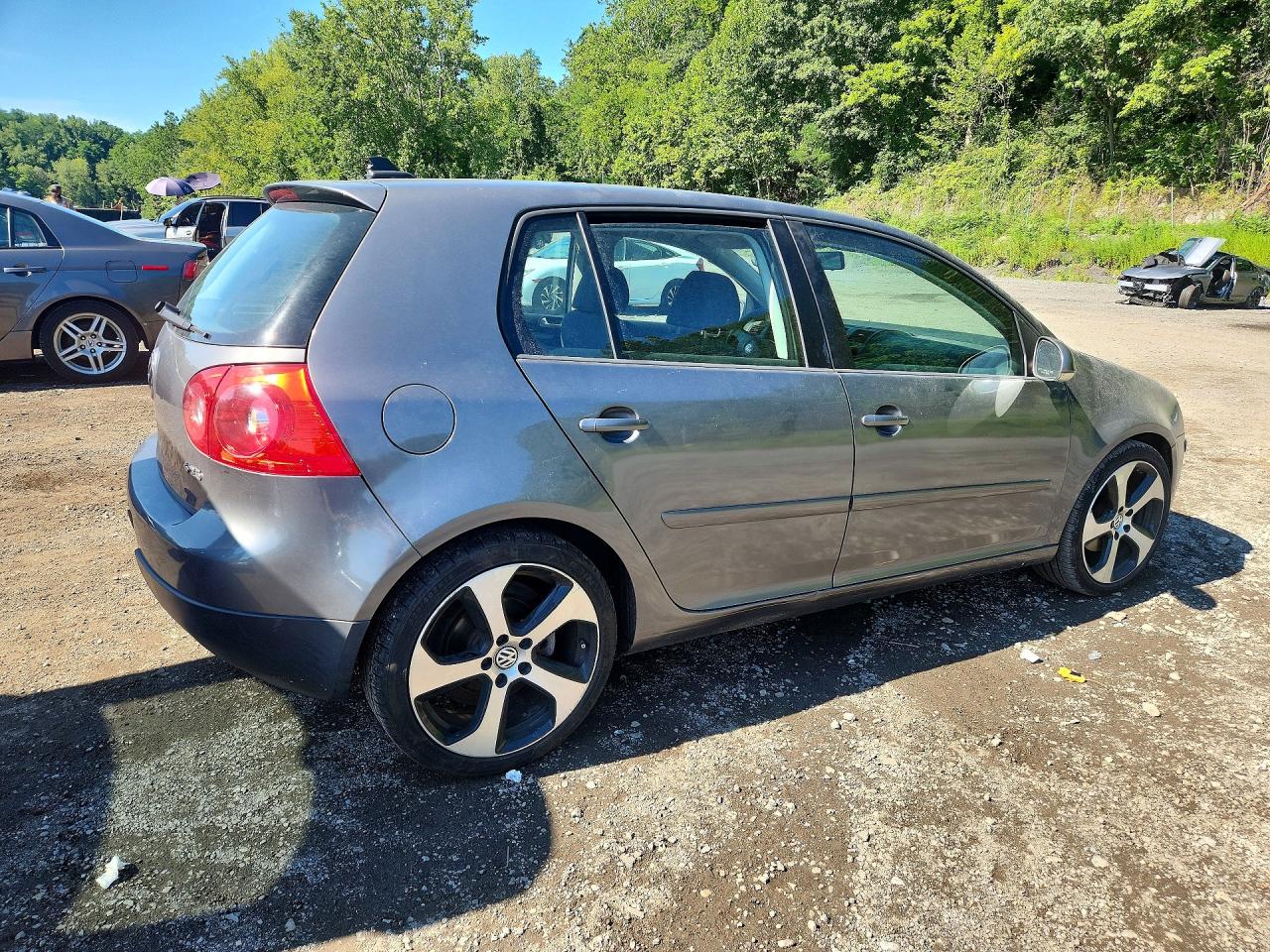 2008 Volkswagen Rabbit Gray vin: WVWDA71K18W122799