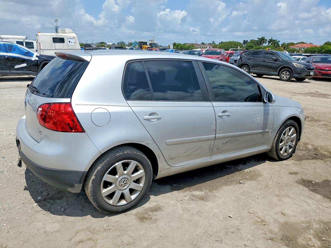 2009 Volkswagen Rabbit Серебряный vin: WVWDA71K19W145792
