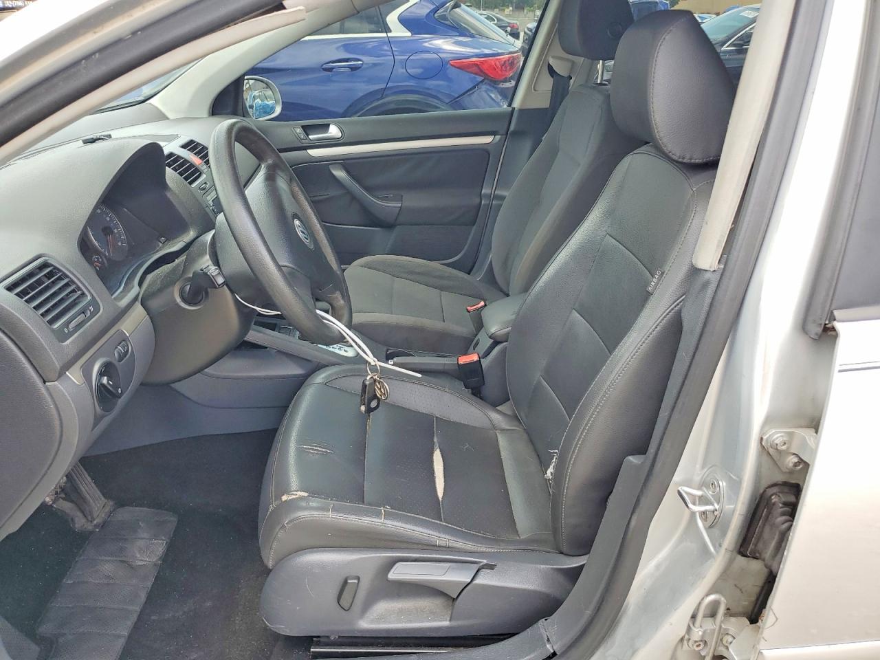 2009 Volkswagen Rabbit Серебряный vin: WVWDA71K19W145792