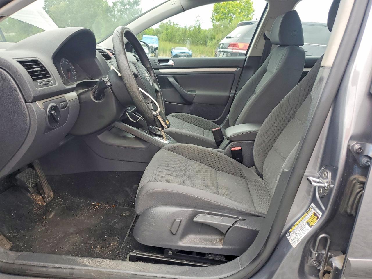 2009 Volkswagen Rabbit Charcoal vin: WVWDA71K29W141783