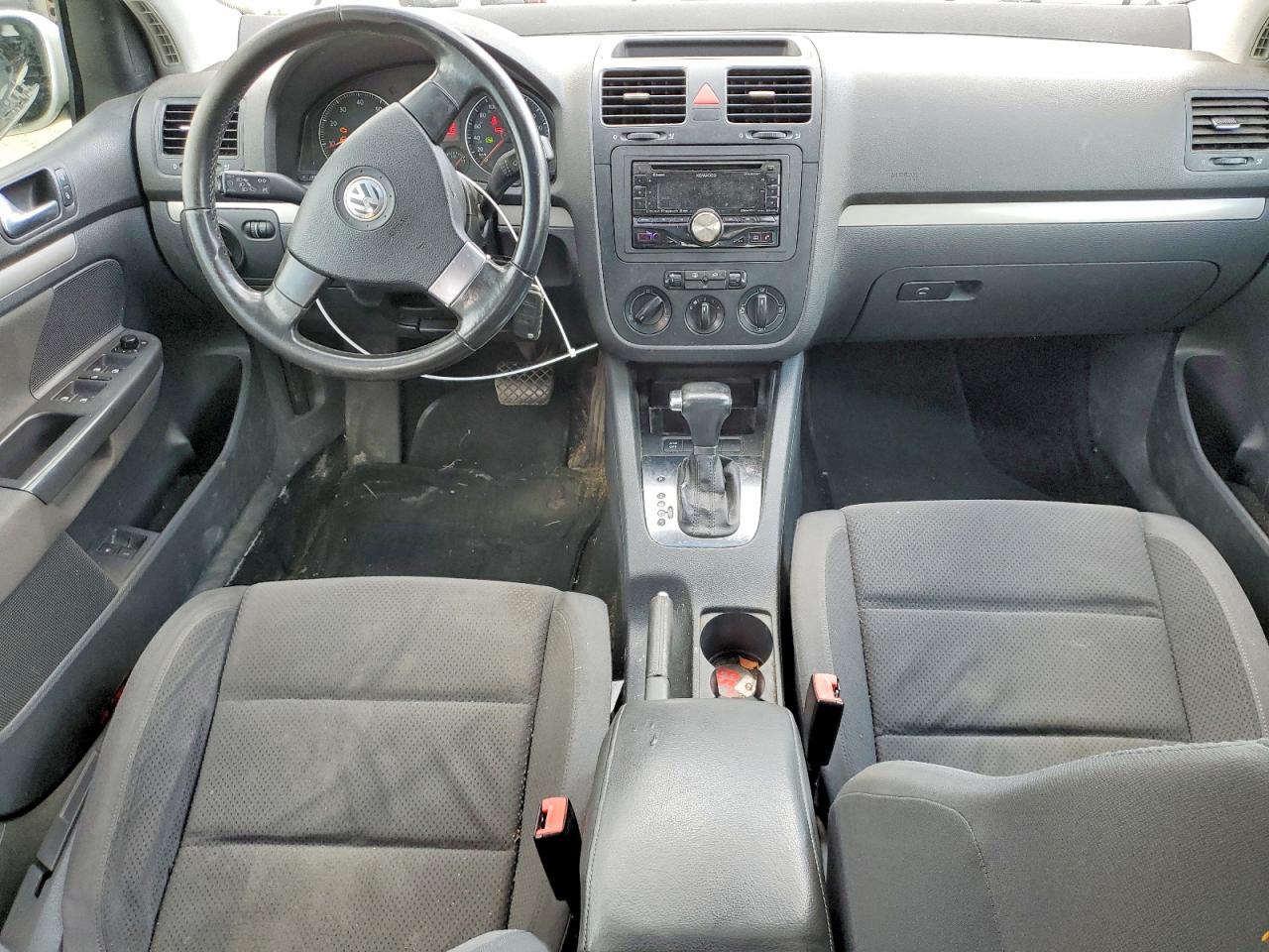 2009 Volkswagen Rabbit White vin: WVWDA71K39W121056