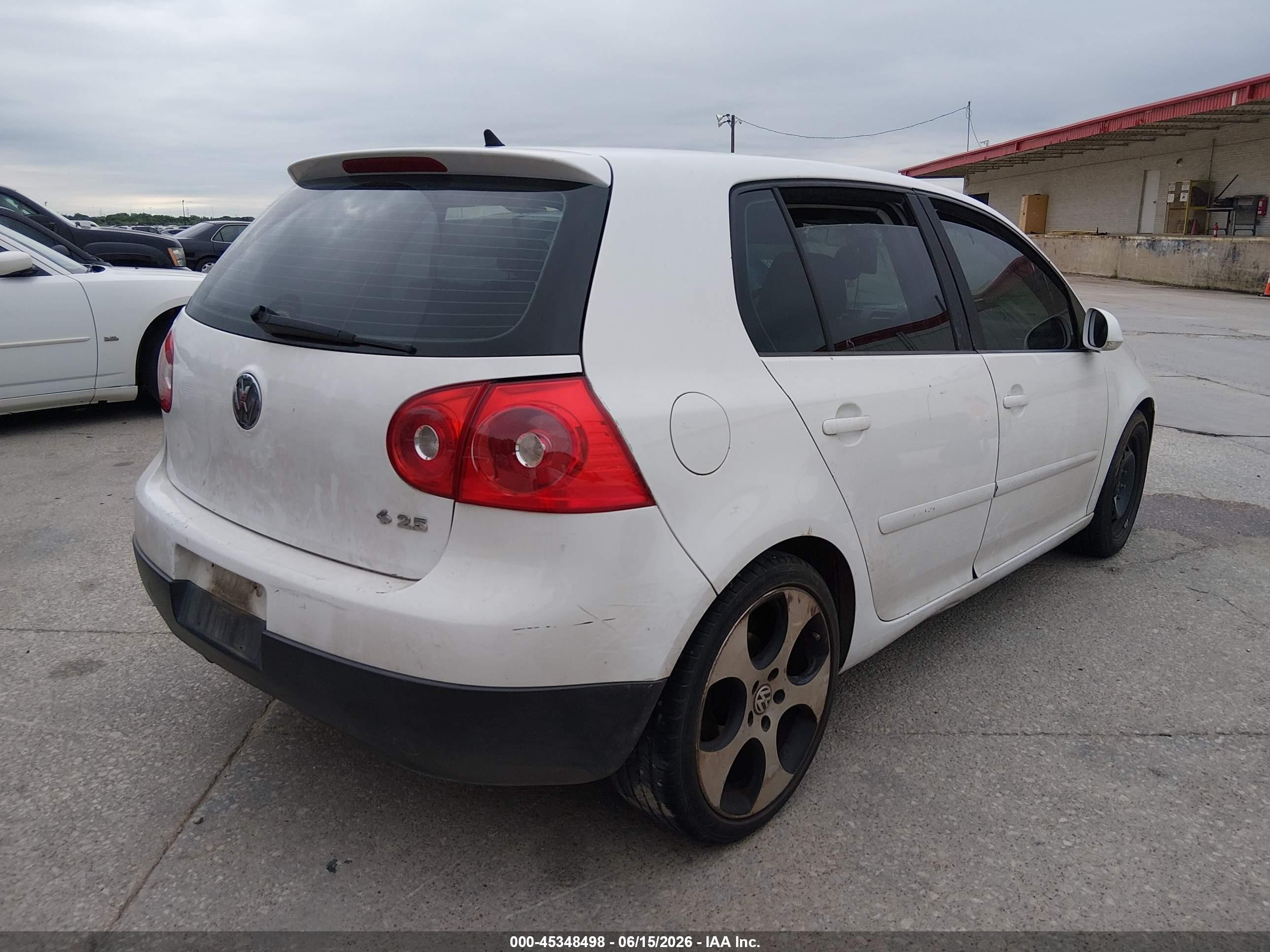 2009 Volkswagen Rabbit S White vin: WVWDA71K39W141484