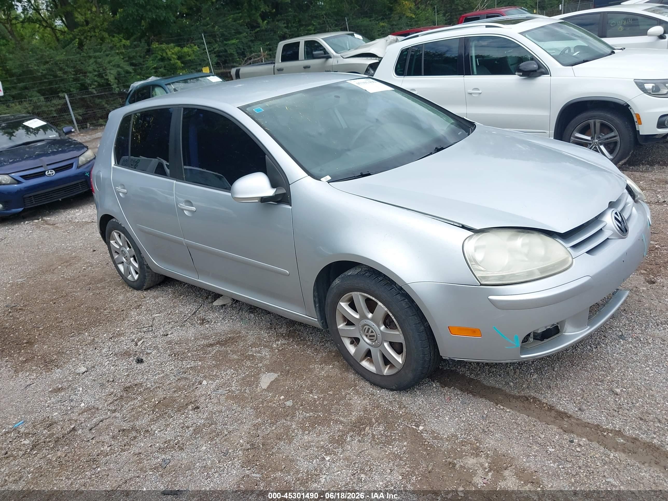 2009 Volkswagen Rabbit S Silver vin: WVWDA71K49W141218