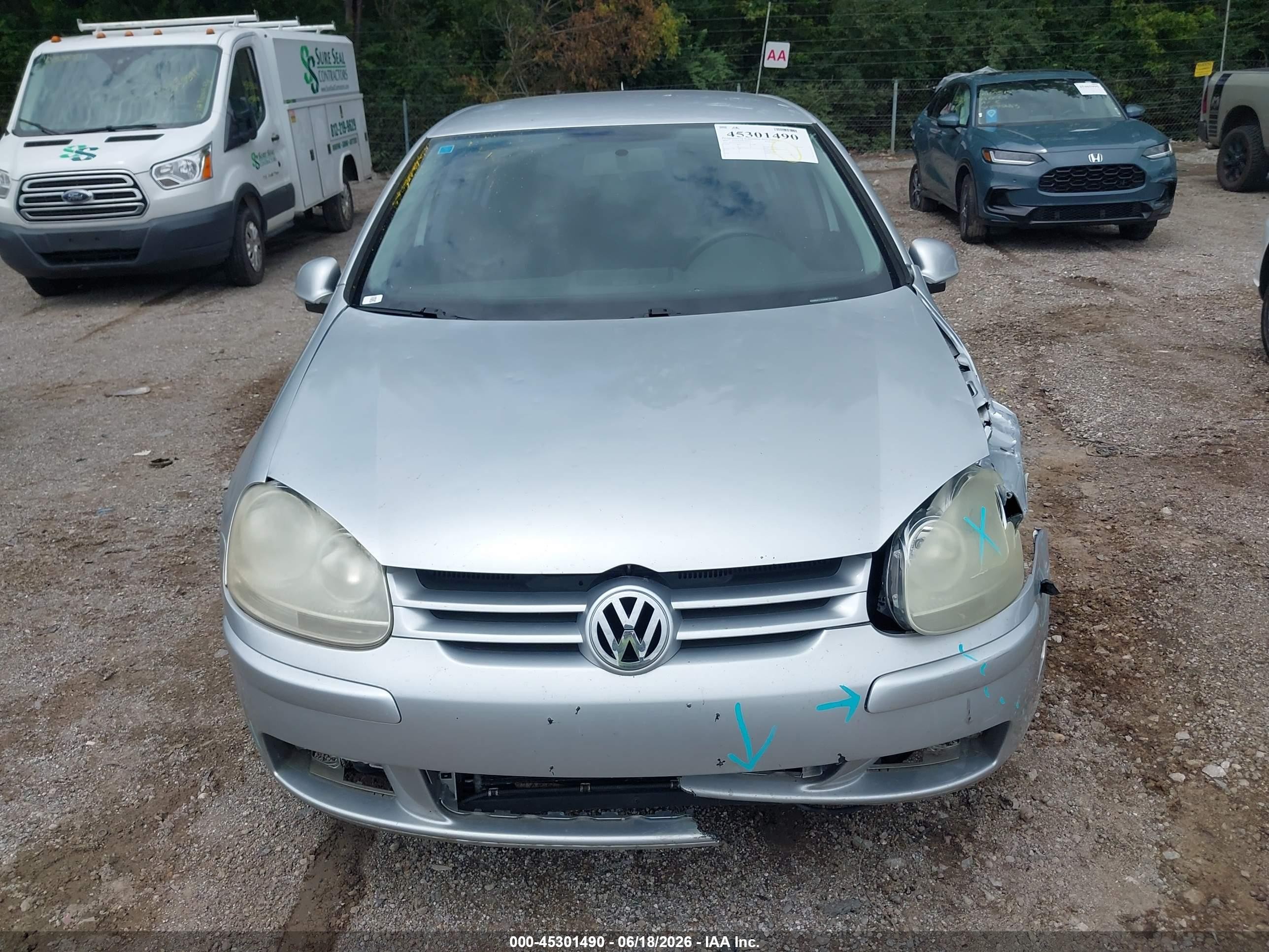 2009 Volkswagen Rabbit S Silver vin: WVWDA71K49W141218