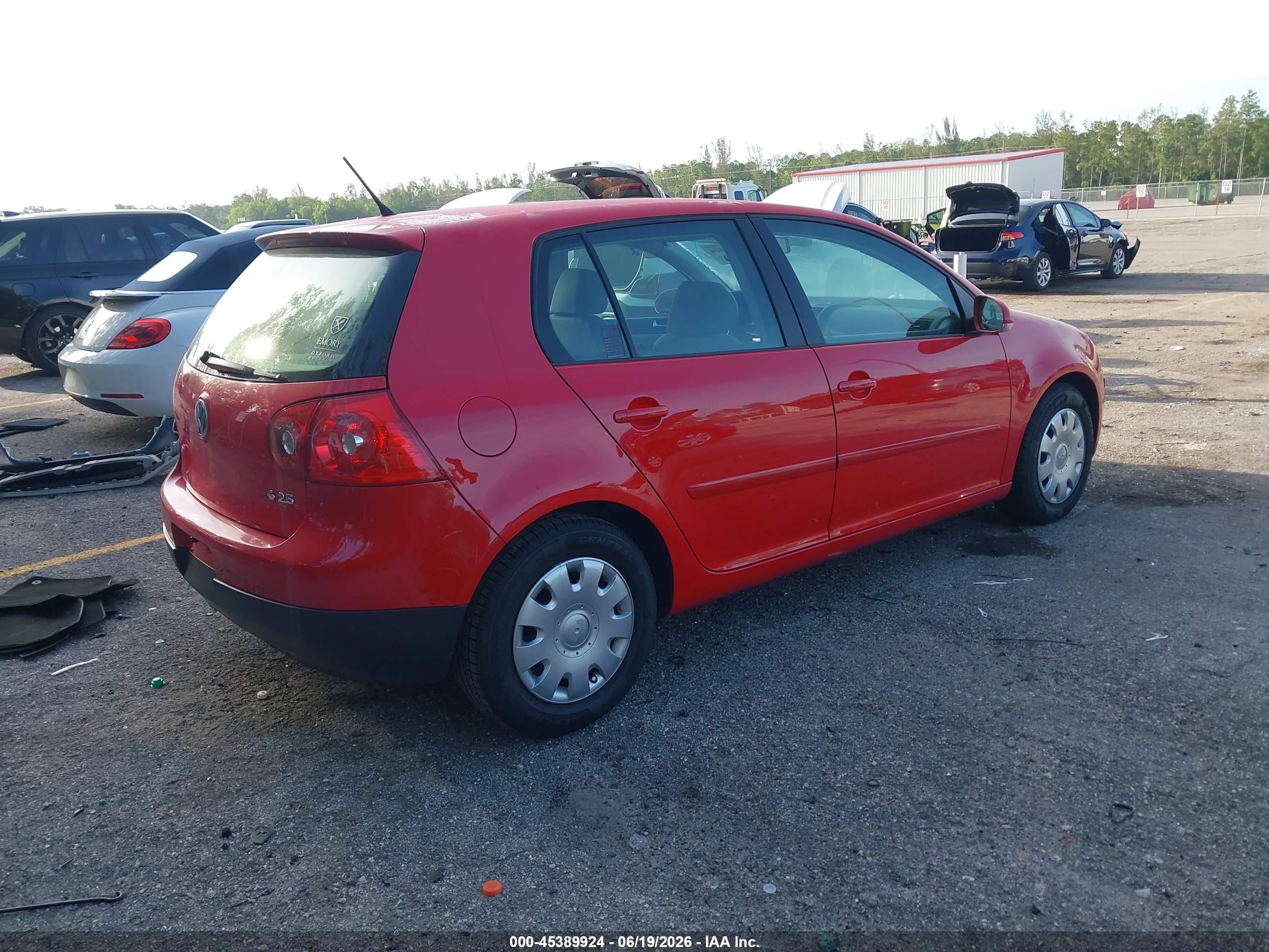 2009 Volkswagen Rabbit S Красный vin: WVWDA71K69W015300