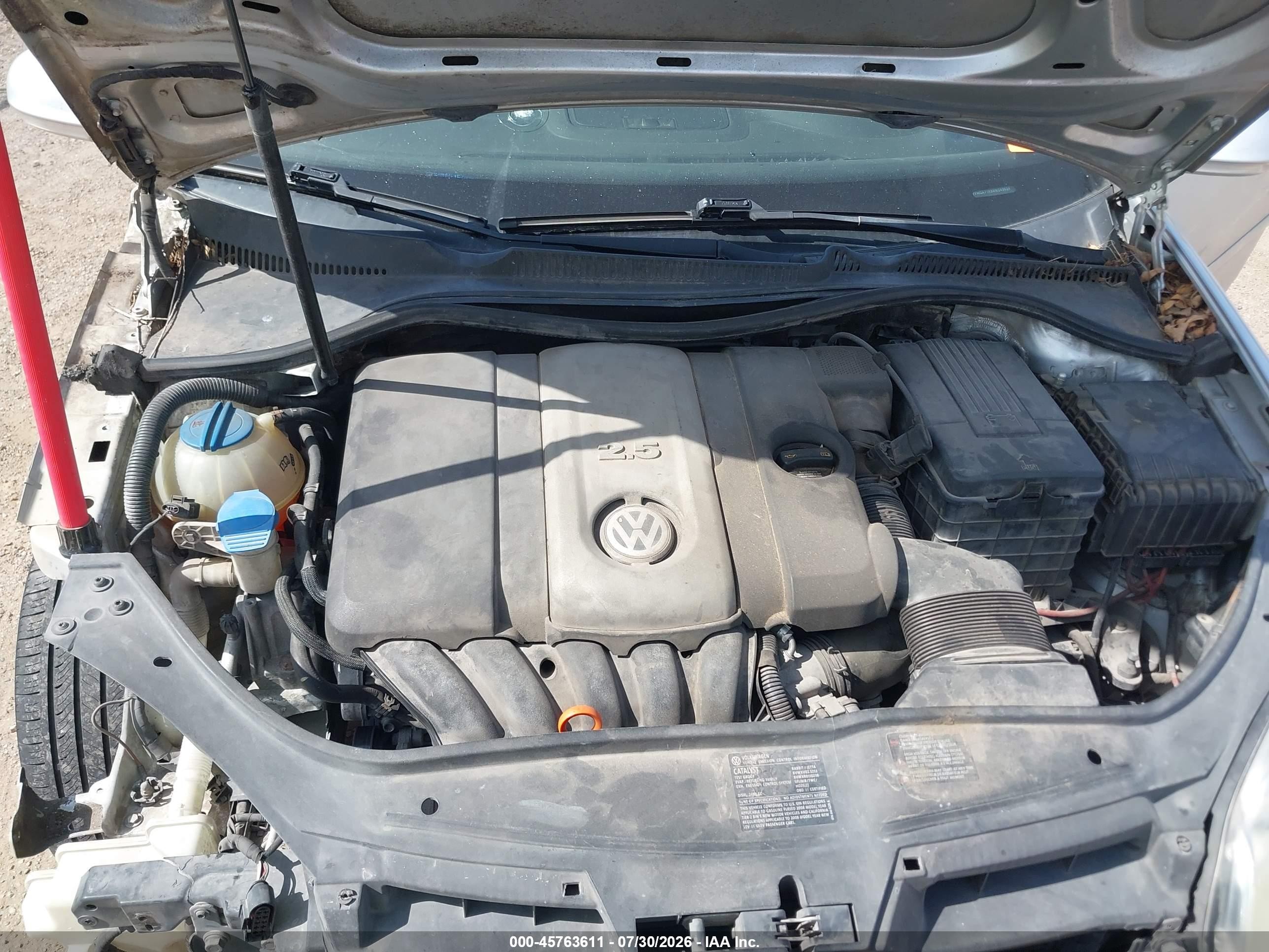 2008 Volkswagen Rabbit S Silver vin: WVWDA71K88W243524