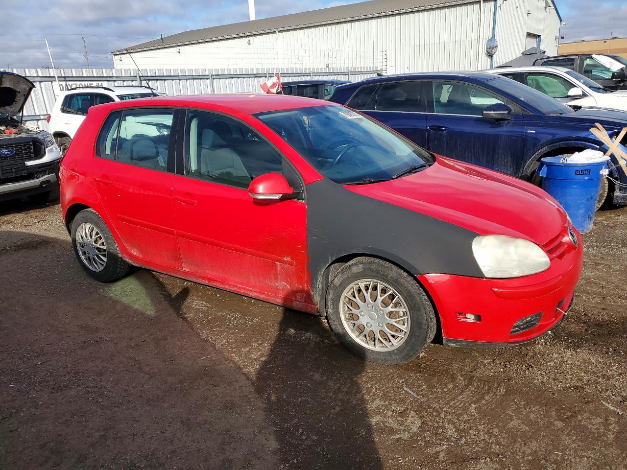 2008 Volkswagen Rabbit 2.5 4dr Hatch Красный vin: WVWDA71K98W317002
