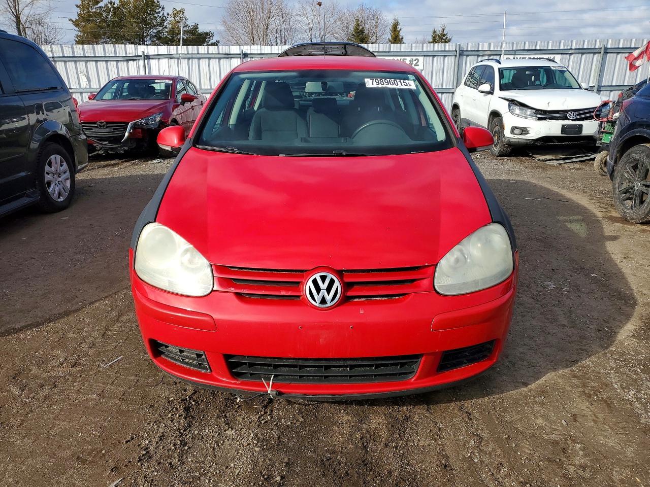 2008 Volkswagen Rabbit 2.5 4dr Hatch Красный vin: WVWDA71K98W317002