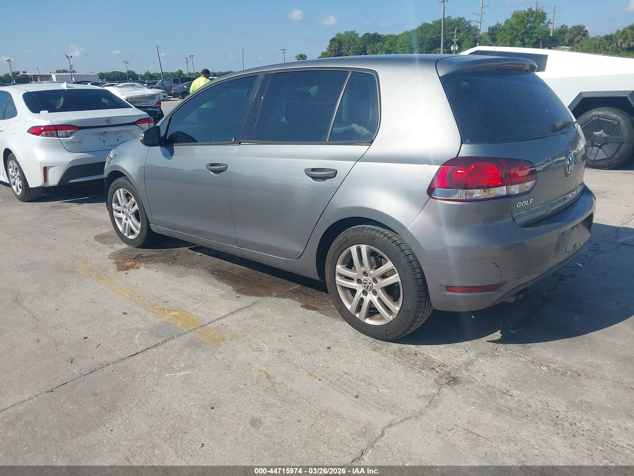 2010 Volkswagen Golf 4-door Gray vin: WVWDA7AJ1AW357152