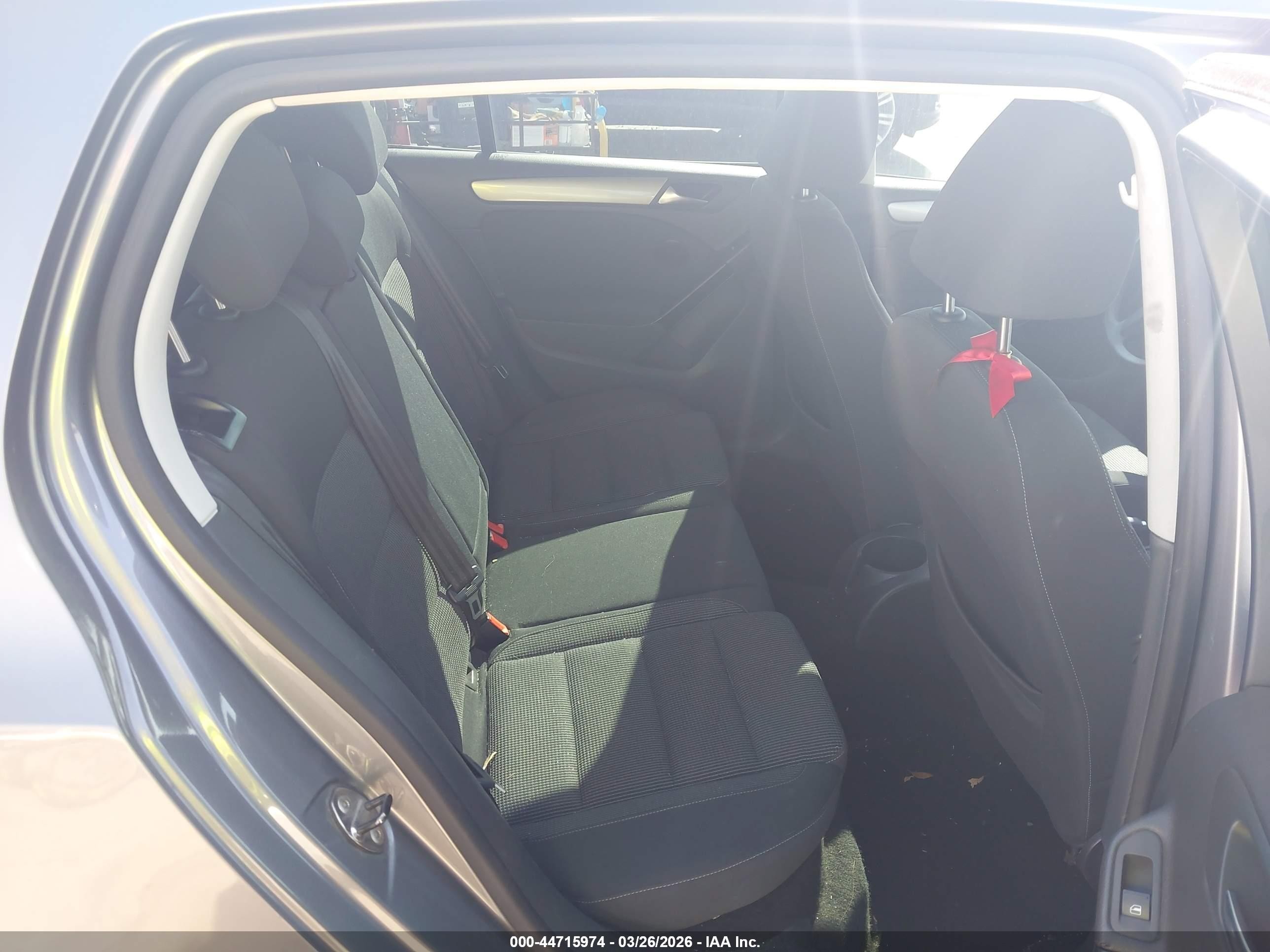 2010 Volkswagen Golf 4-door Gray vin: WVWDA7AJ1AW357152