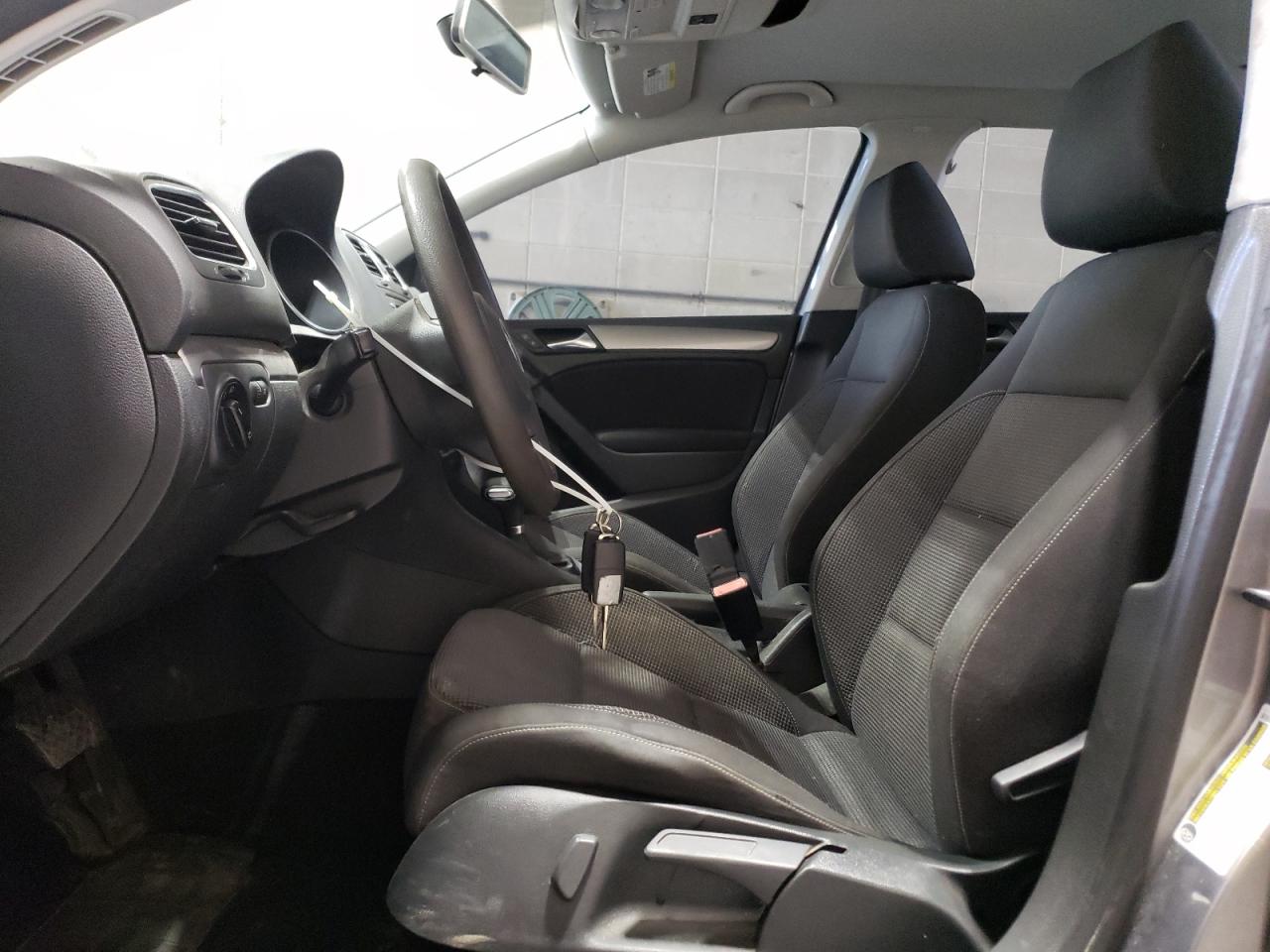 2010 Volkswagen Golf Серый vin: WVWDA7AJ2AW087350