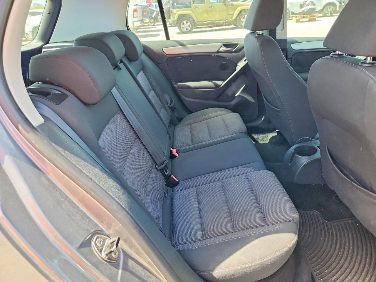 2010 Volkswagen Golf Silver vin: WVWDA7AJ5AW284464
