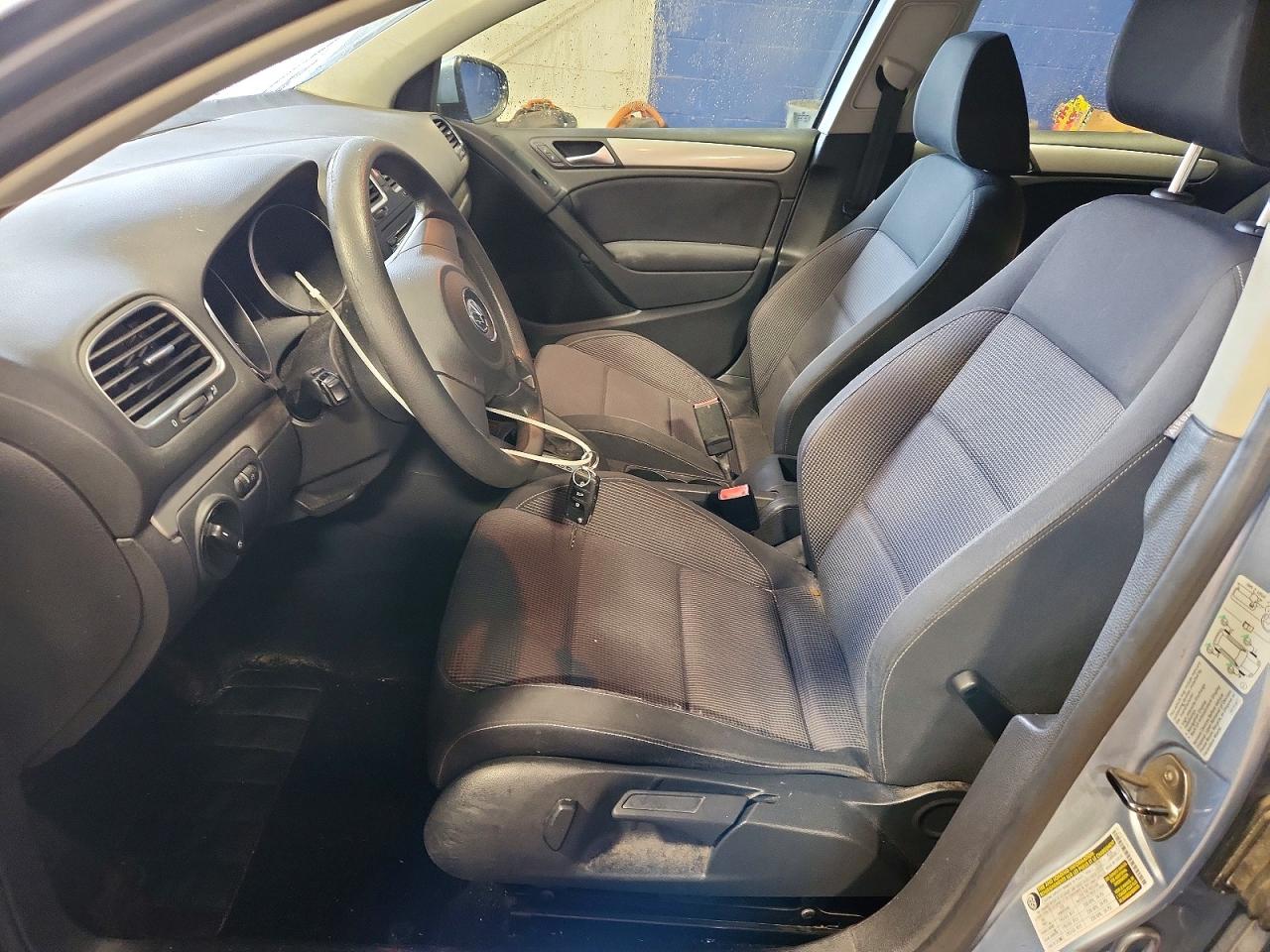 2011 Volkswagen Golf Blue vin: WVWDA7AJ5BW013793