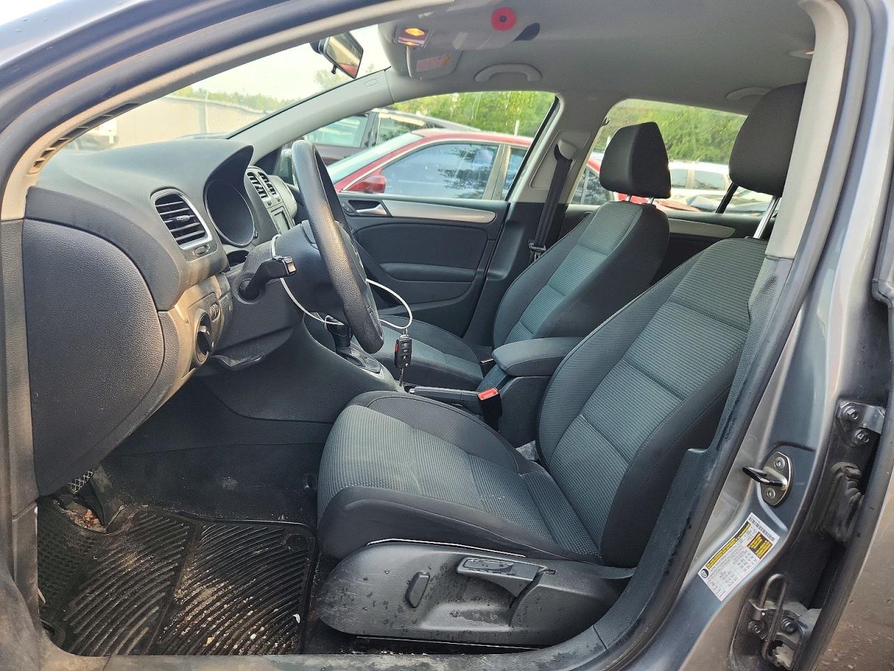 2011 Volkswagen Golf Угольный vin: WVWDA7AJ5BW332689