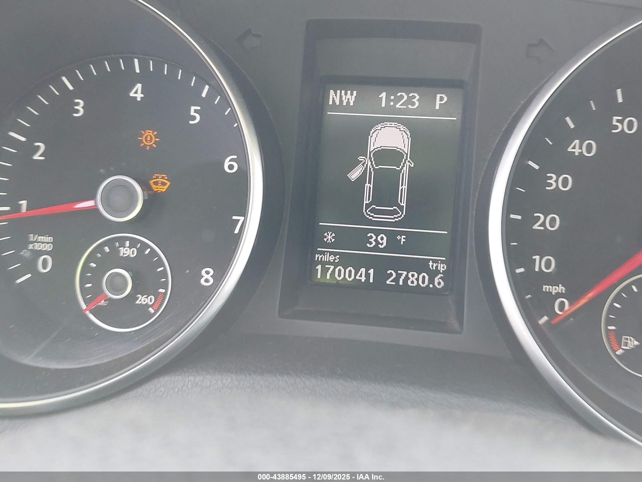 2011 Volkswagen Golf 2.5l 4-door Black vin: WVWDA7AJ6BW121629