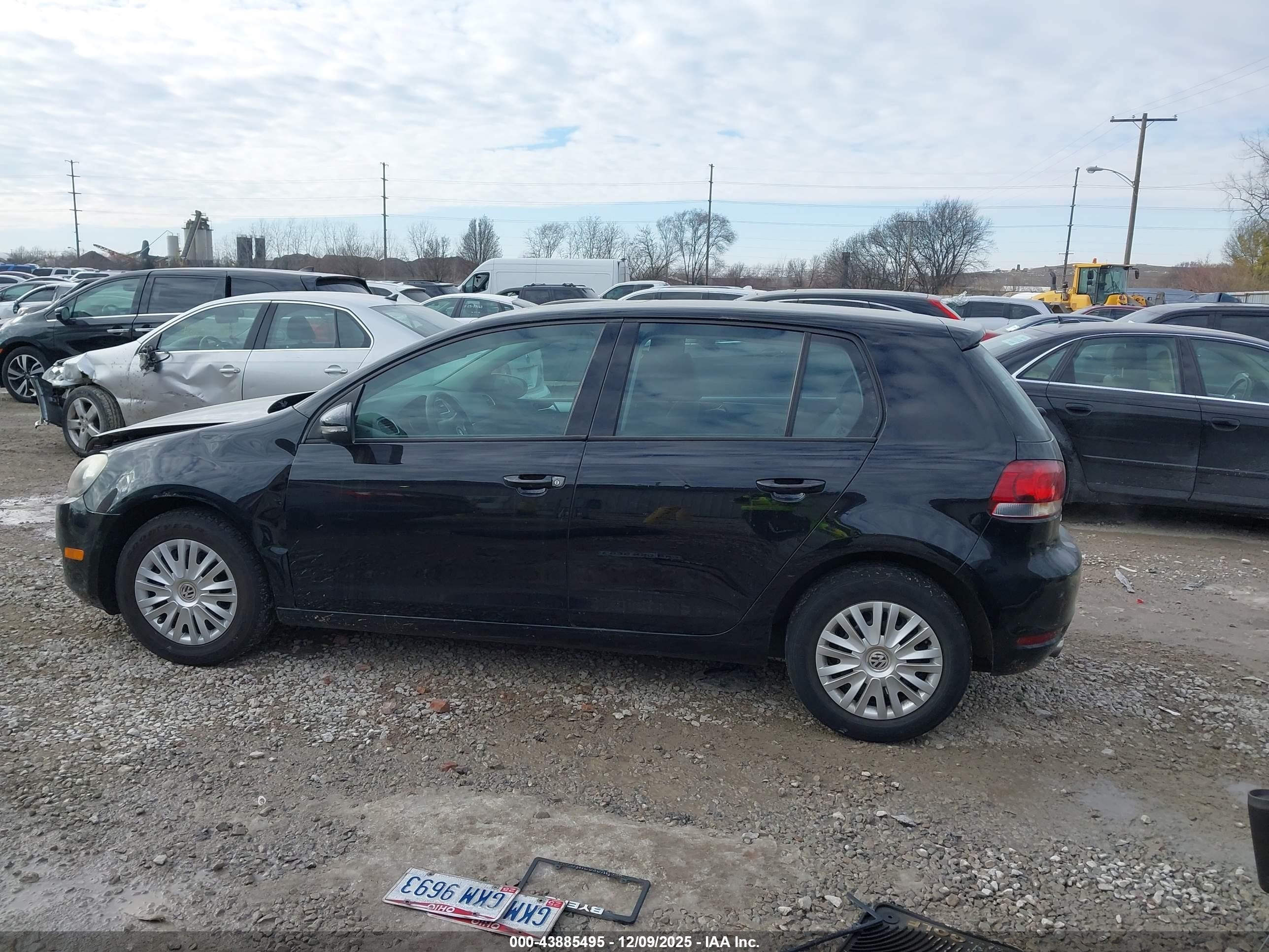 2011 Volkswagen Golf 2.5l 4-door Black vin: WVWDA7AJ6BW121629
