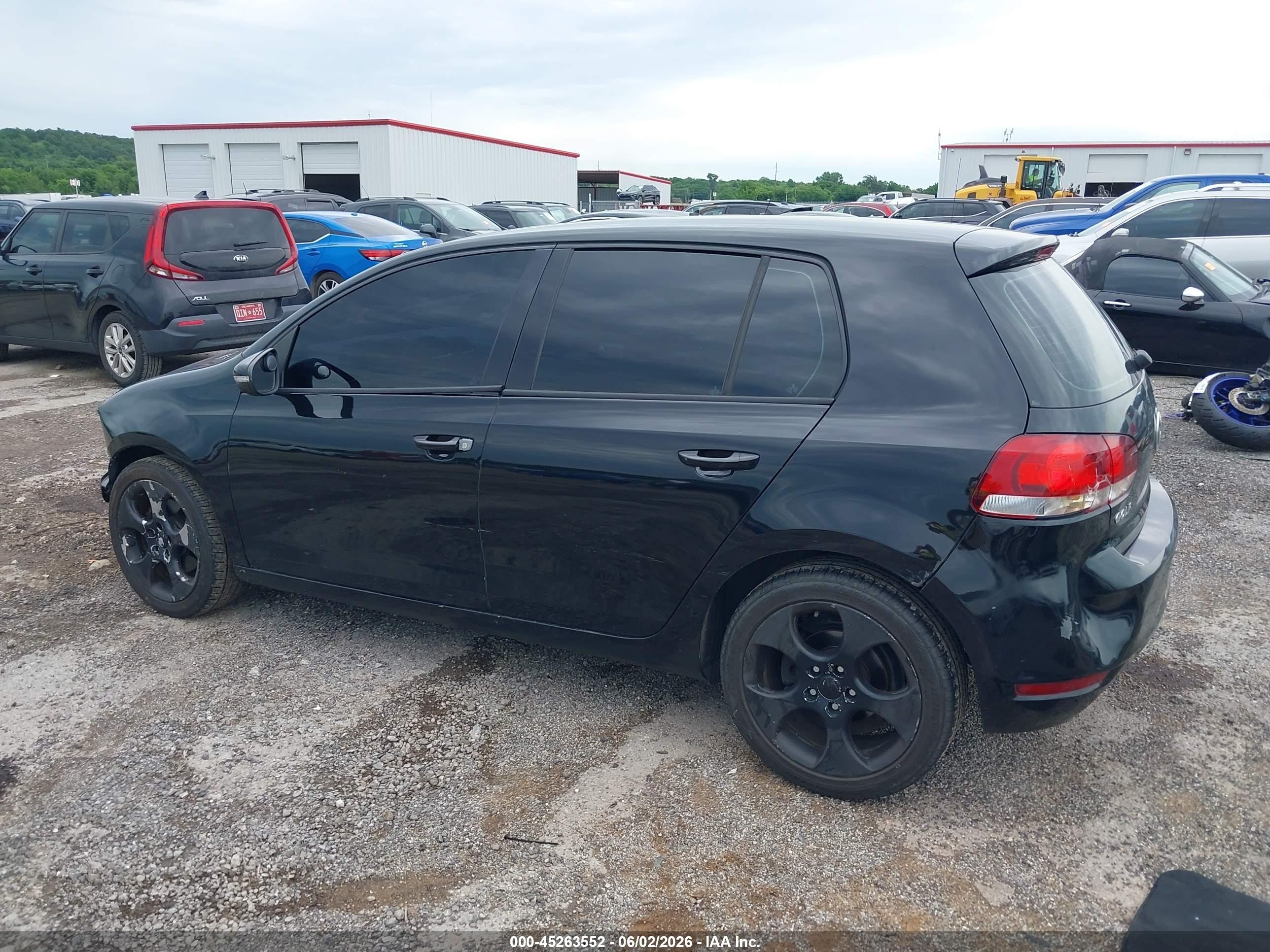 2010 Volkswagen Golf 4-door Black vin: WVWDA7AJXAW086852