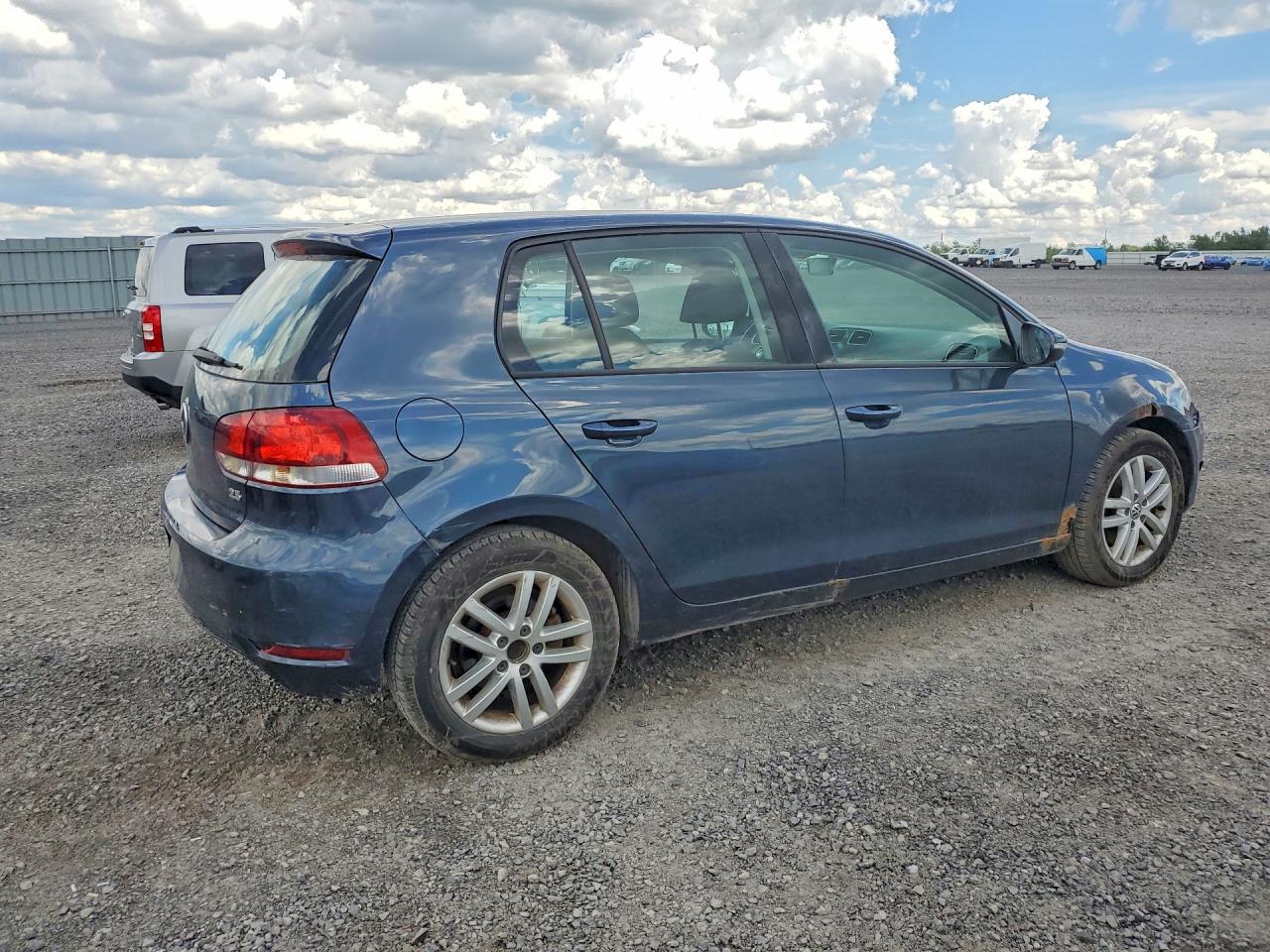 2011 Volkswagen Golf Blue vin: WVWDA7AJXBW336656