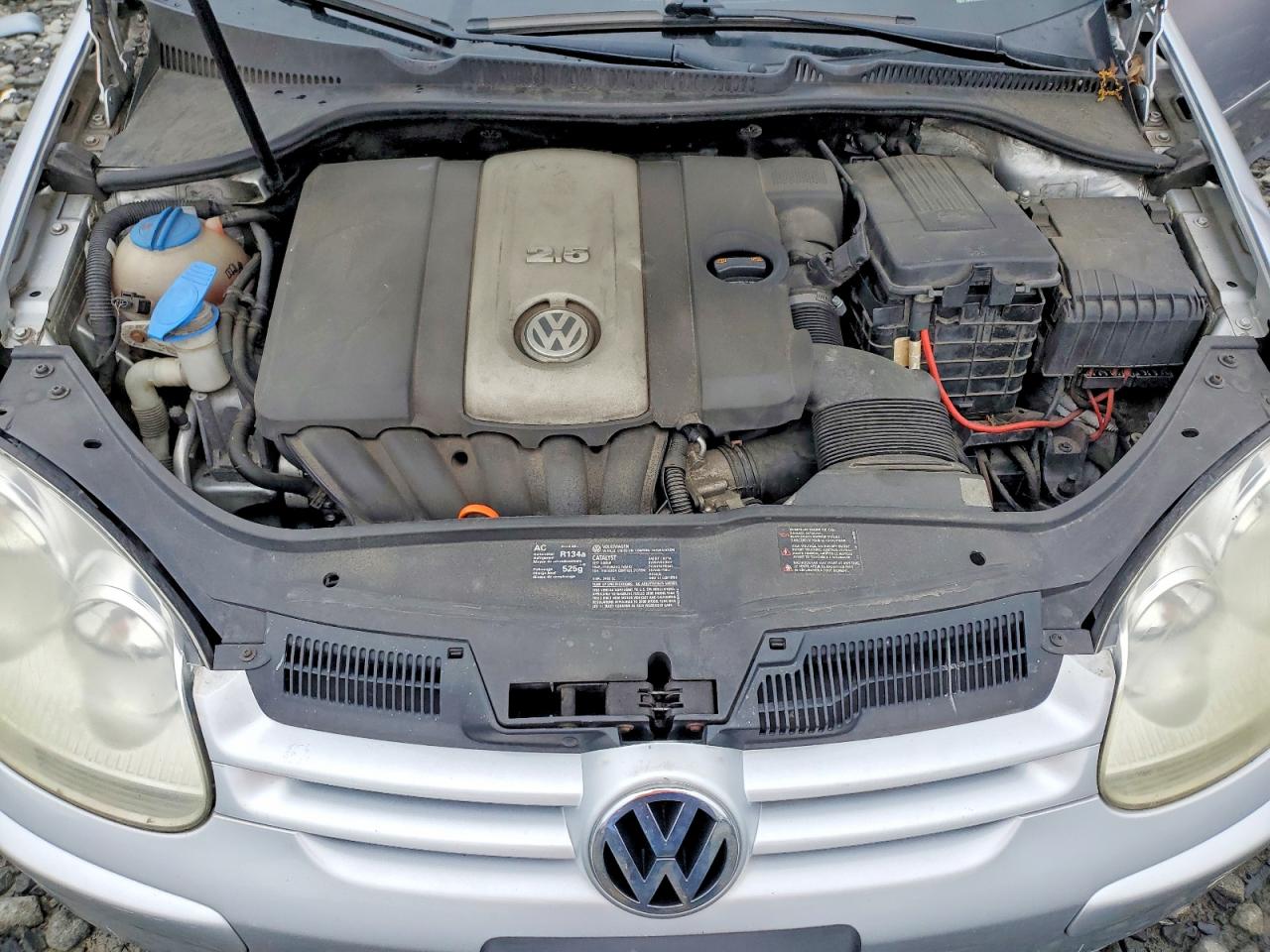 2008 Volkswagen Rabbit Silver vin: WVWDB71K38W334536