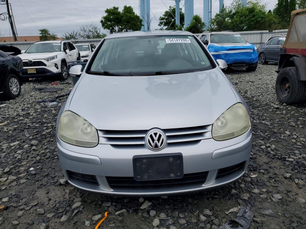 2008 Volkswagen Rabbit Silver vin: WVWDB71K38W334536