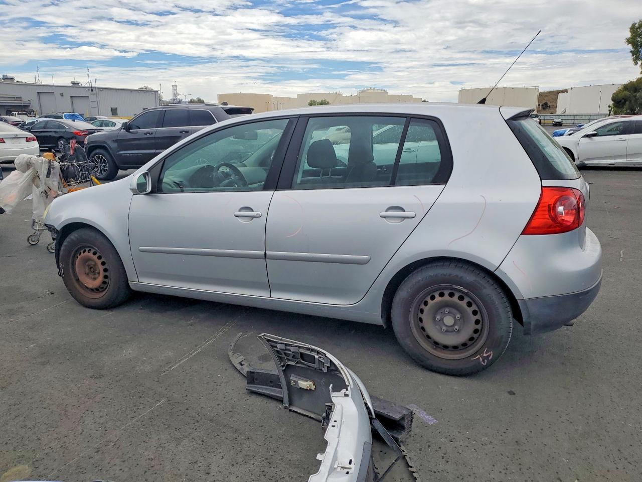 2009 Volkswagen Rabbit Silver vin: WVWDB71K49W138591