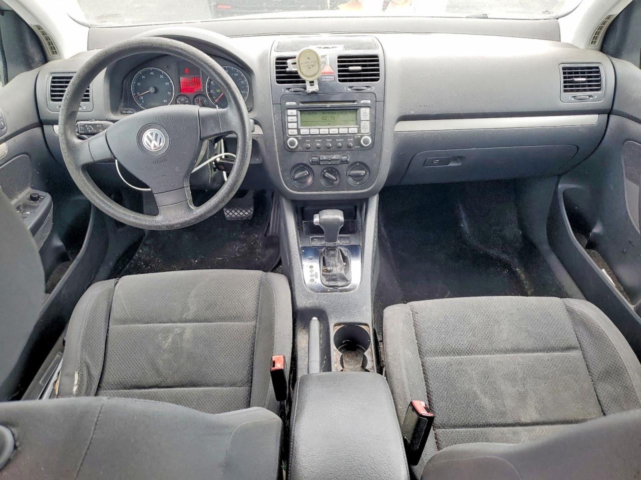2009 Volkswagen Rabbit Silver vin: WVWDB71K49W138591
