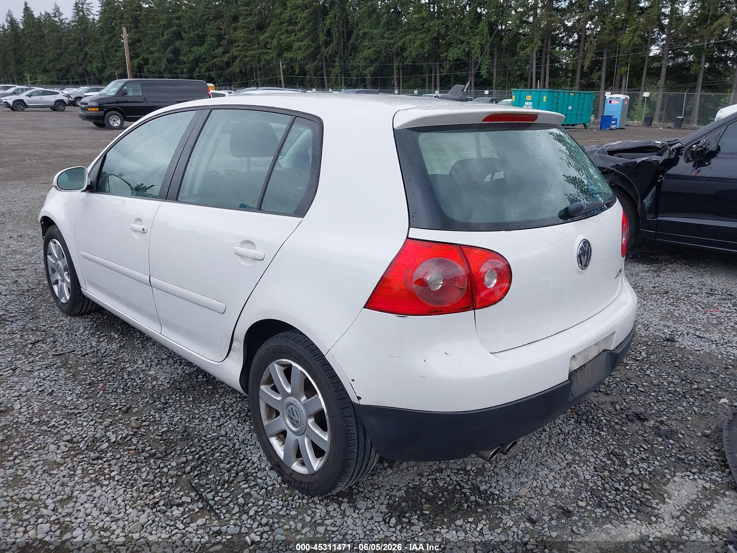 2008 Volkswagen Rabbit S White vin: WVWDB71K78W248081