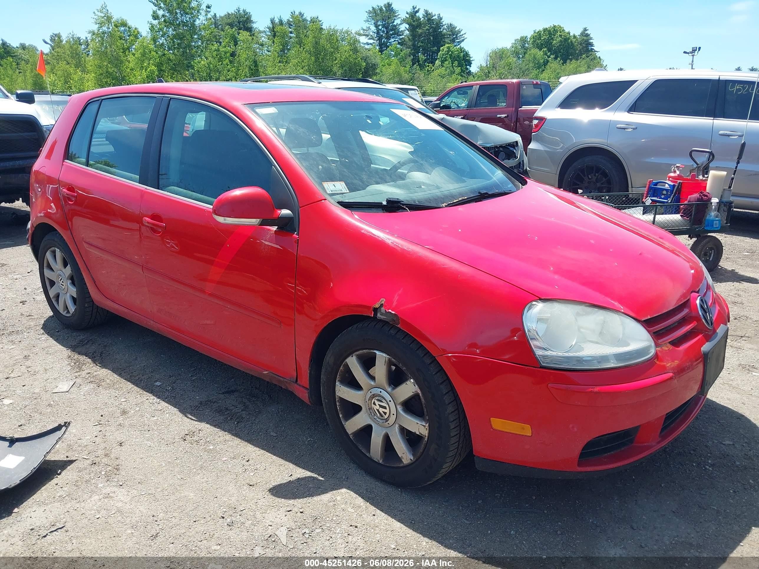 2009 Volkswagen Rabbit S Red vin: WVWDB71K79W141887