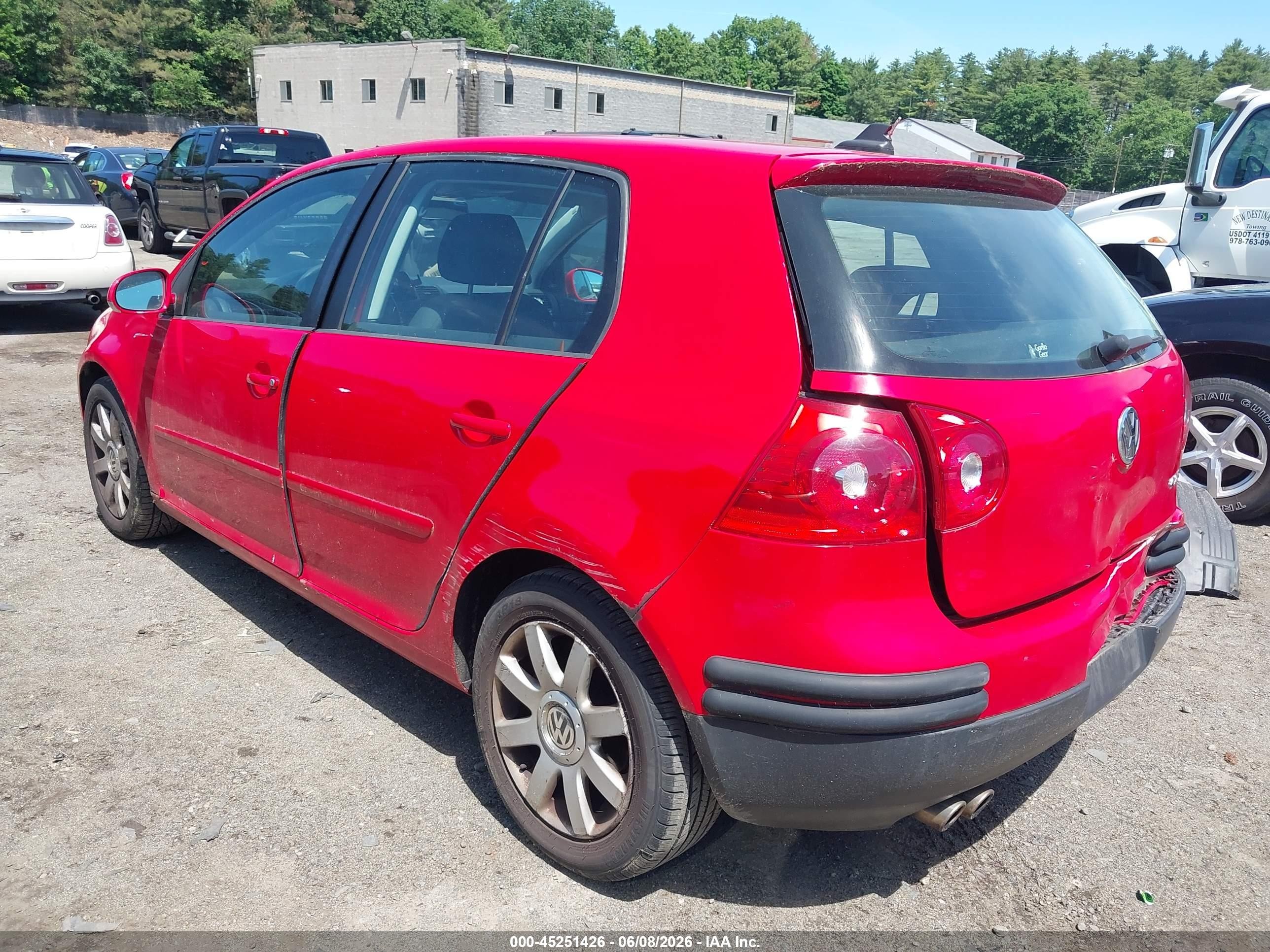 2009 Volkswagen Rabbit S Red vin: WVWDB71K79W141887