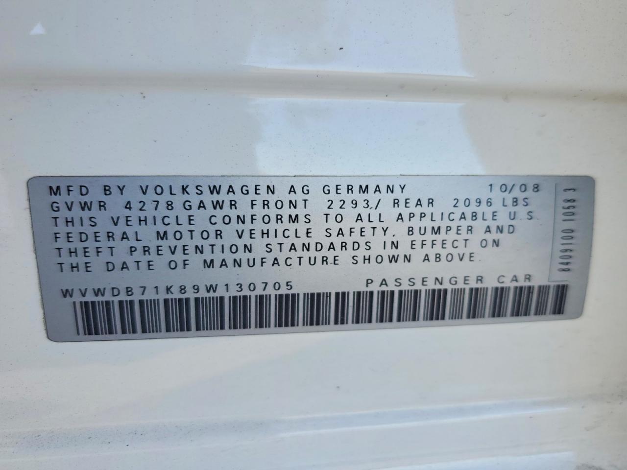 2009 Volkswagen Rabbit White vin: WVWDB71K89W130705
