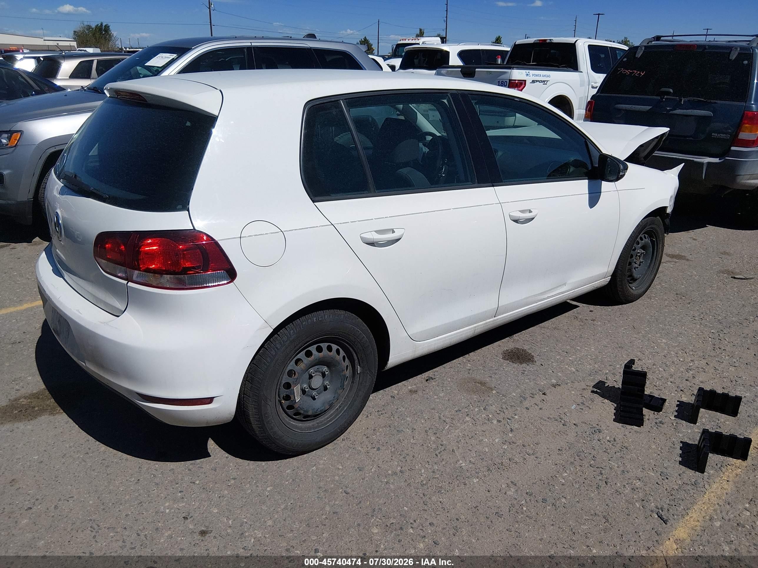 2014 Volkswagen Golf 2.5l (a6) (no Longer Orderable) Белый vin: WVWDB7AJ0EW001665