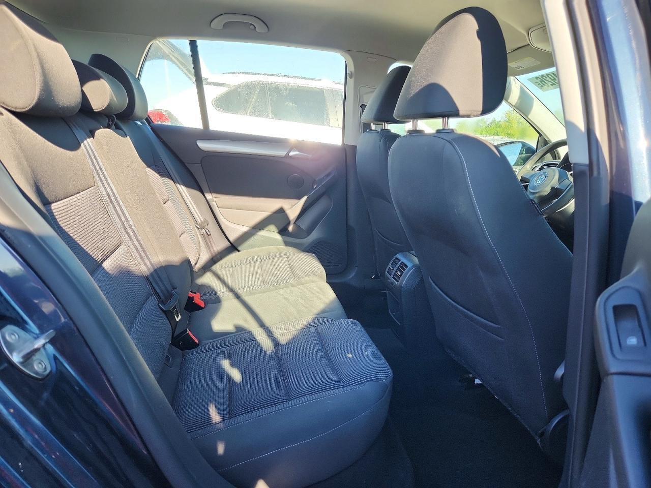 2014 Volkswagen Golf Blue vin: WVWDB7AJ1EW001030