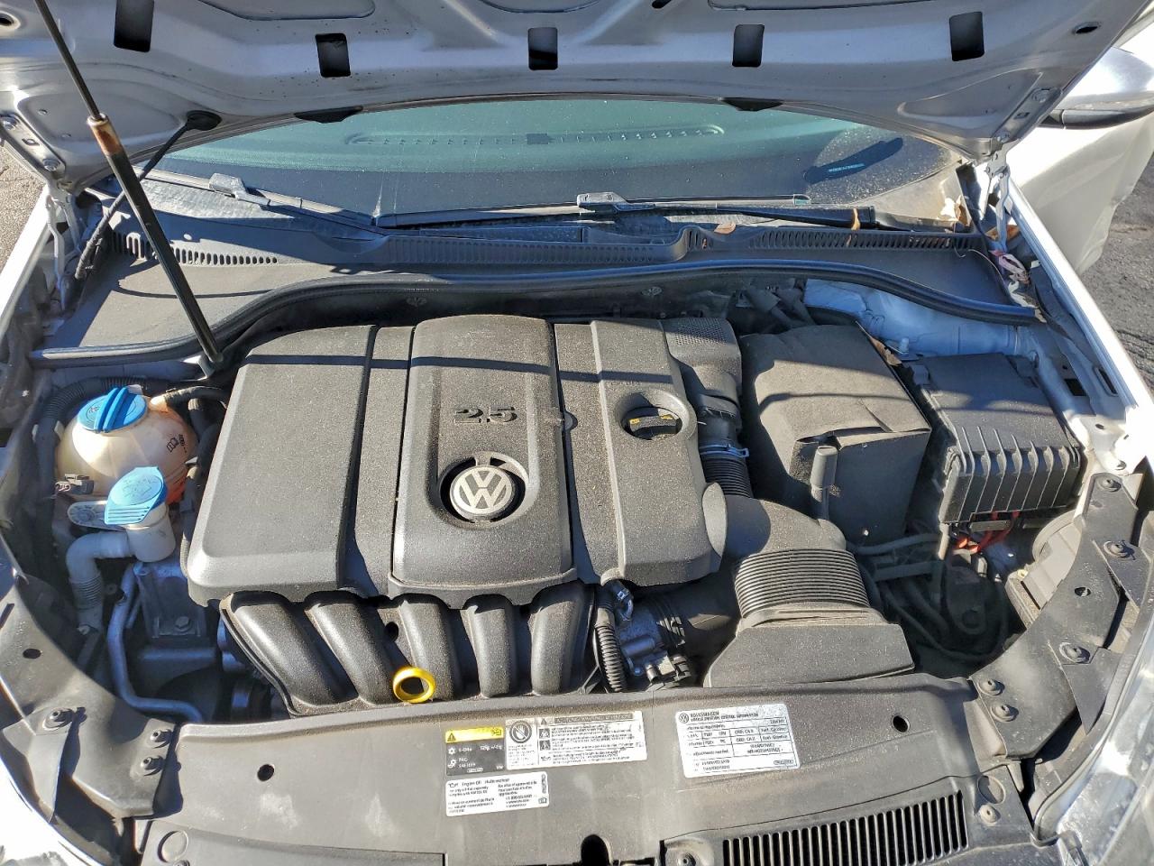 2014 Volkswagen Golf Silver vin: WVWDB7AJ1EW005692