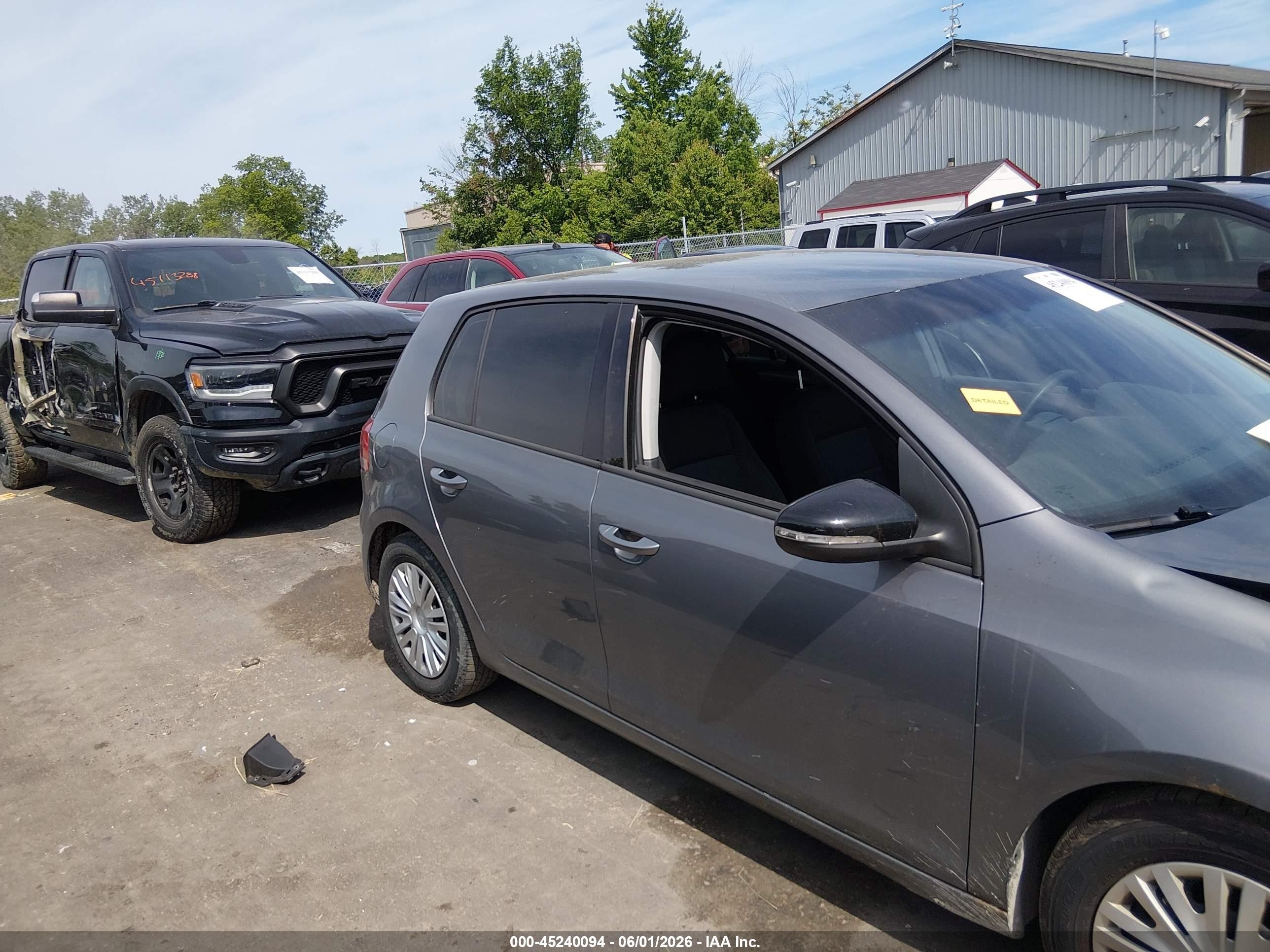 2012 Volkswagen Golf 2.5l 4-door Серый vin: WVWDB7AJ2CW336889