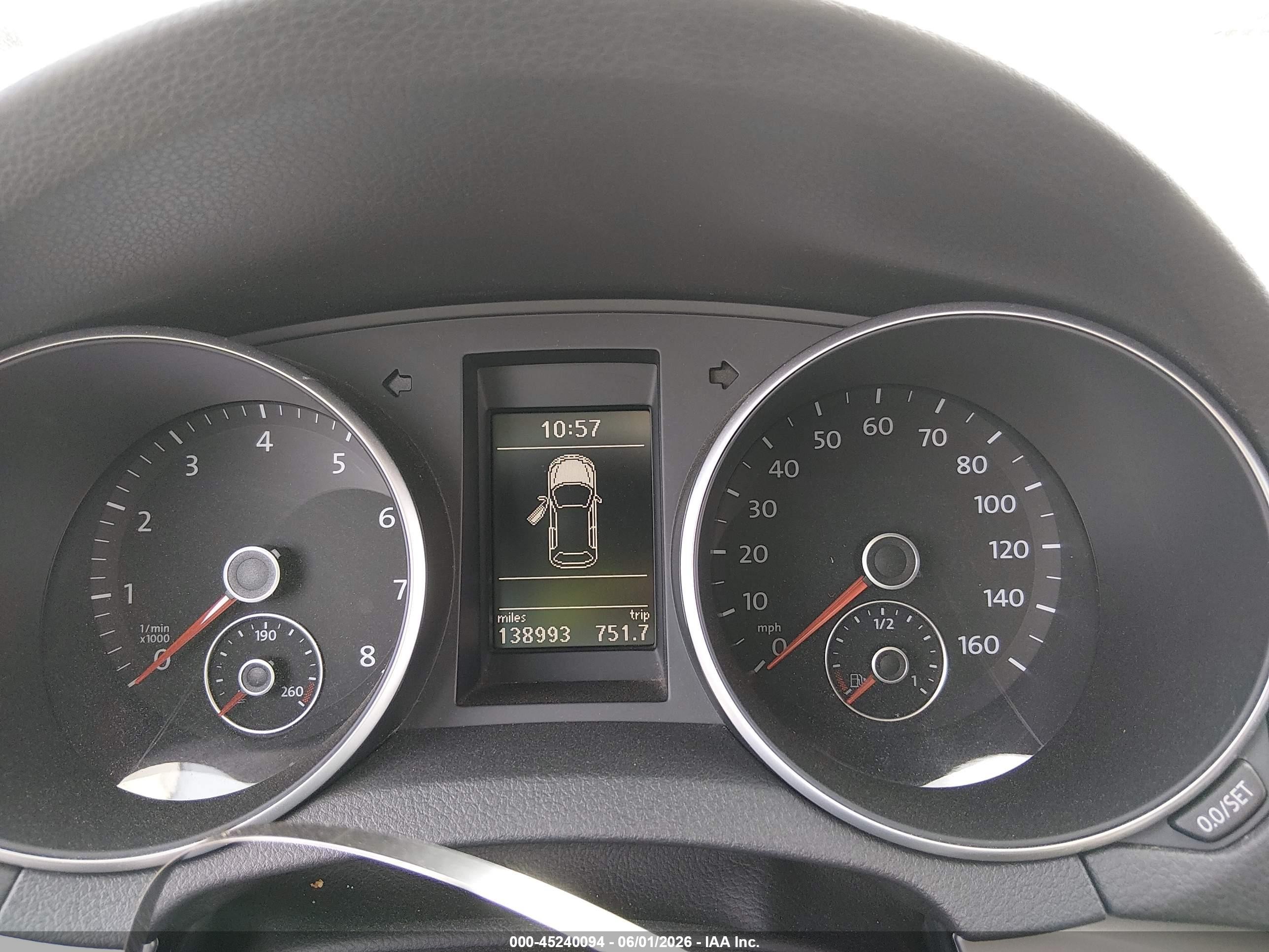 2012 Volkswagen Golf 2.5l 4-door Серый vin: WVWDB7AJ2CW336889