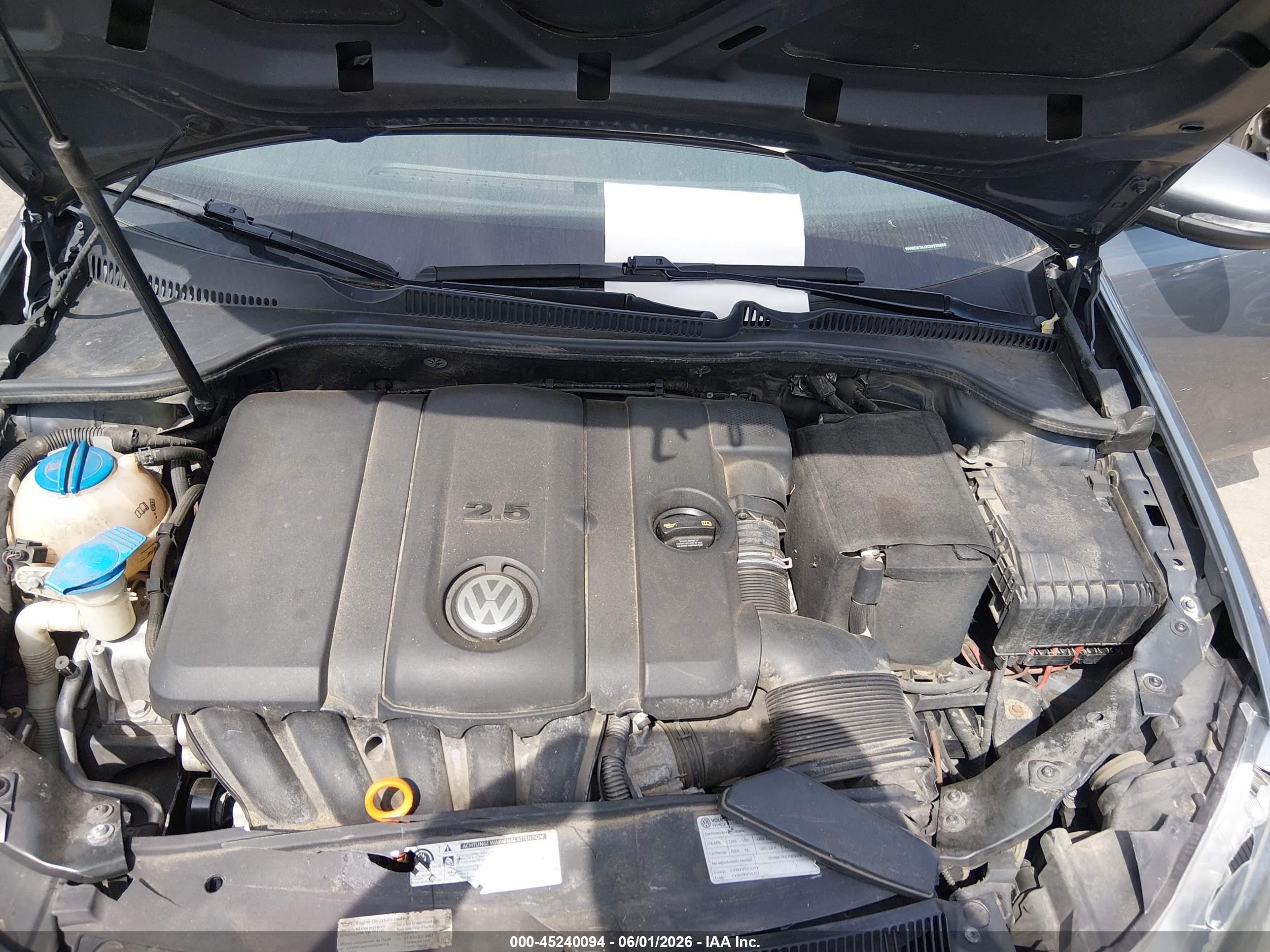 2012 Volkswagen Golf 2.5l 4-door Серый vin: WVWDB7AJ2CW336889
