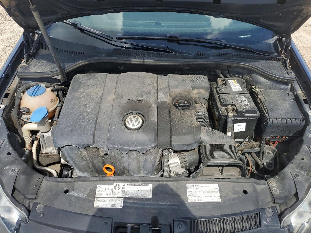 2013 Volkswagen Golf Black vin: WVWDB7AJ2DW027148